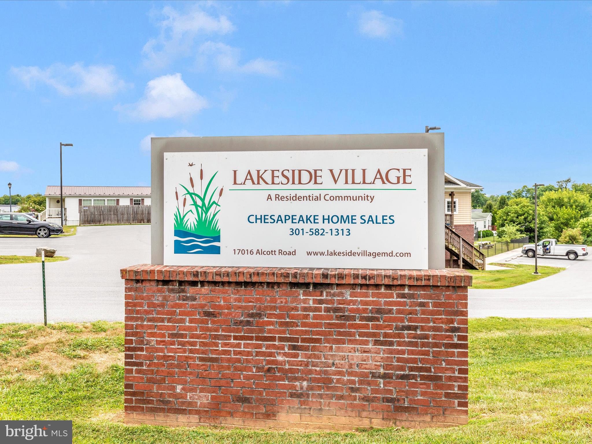 LAKESIDE - Residential