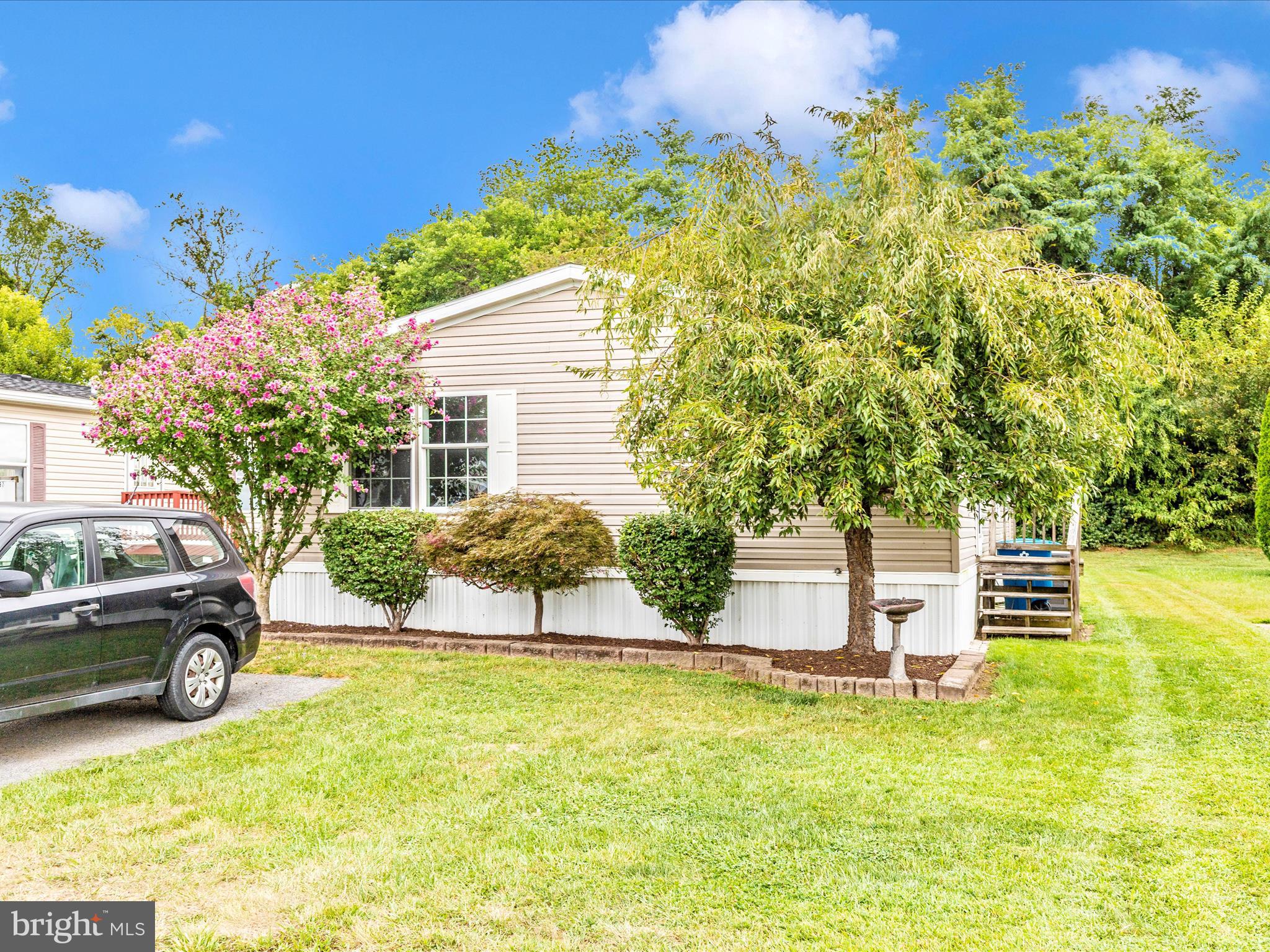 LAKESIDE - Residential