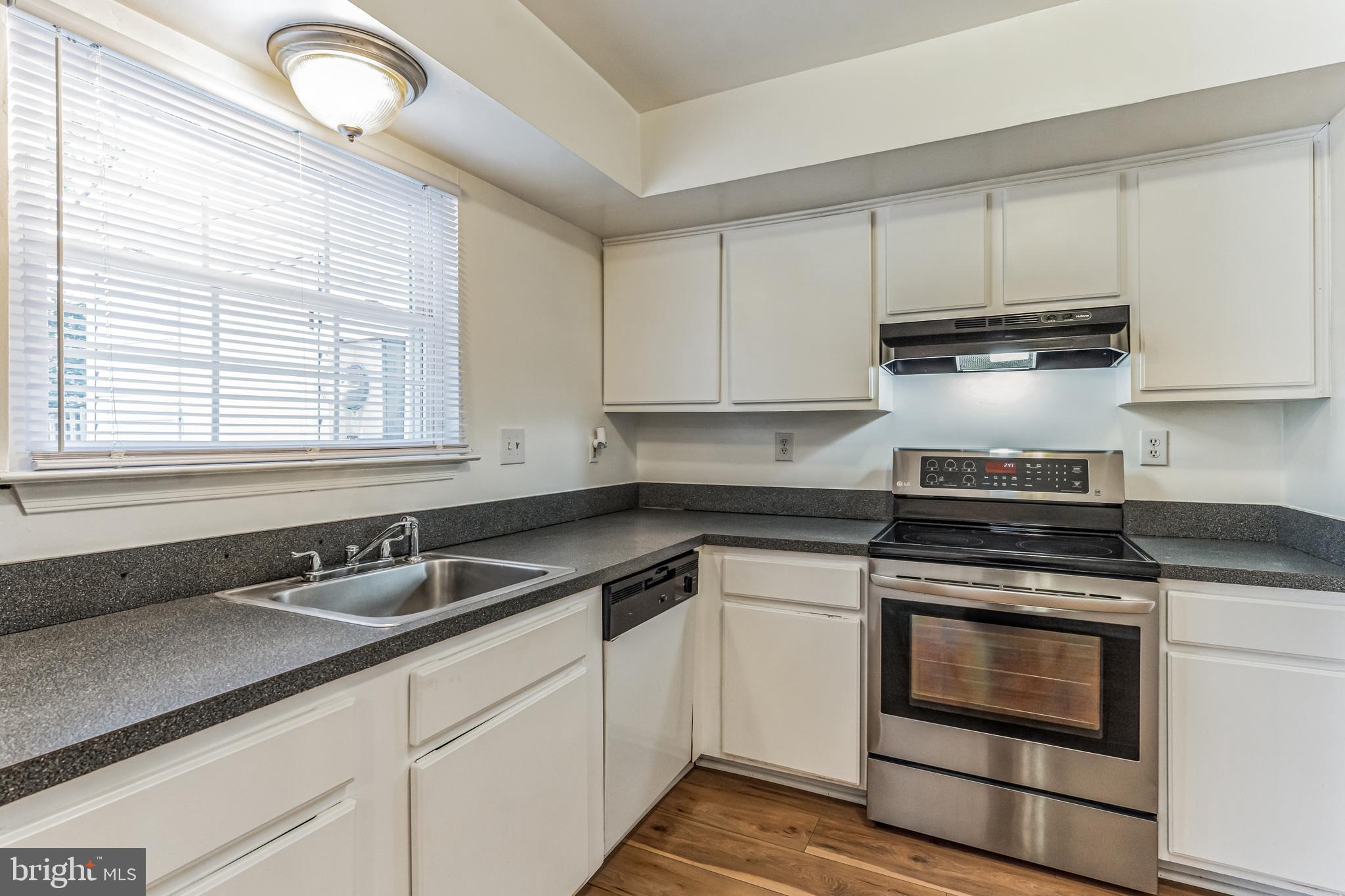 ST CHARLES WAKEFIELD - Residential