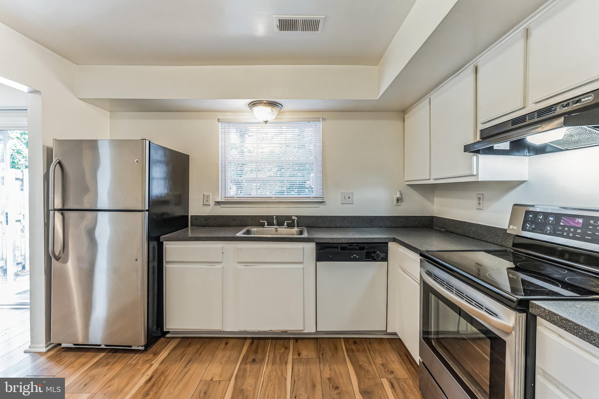 ST CHARLES WAKEFIELD - Residential