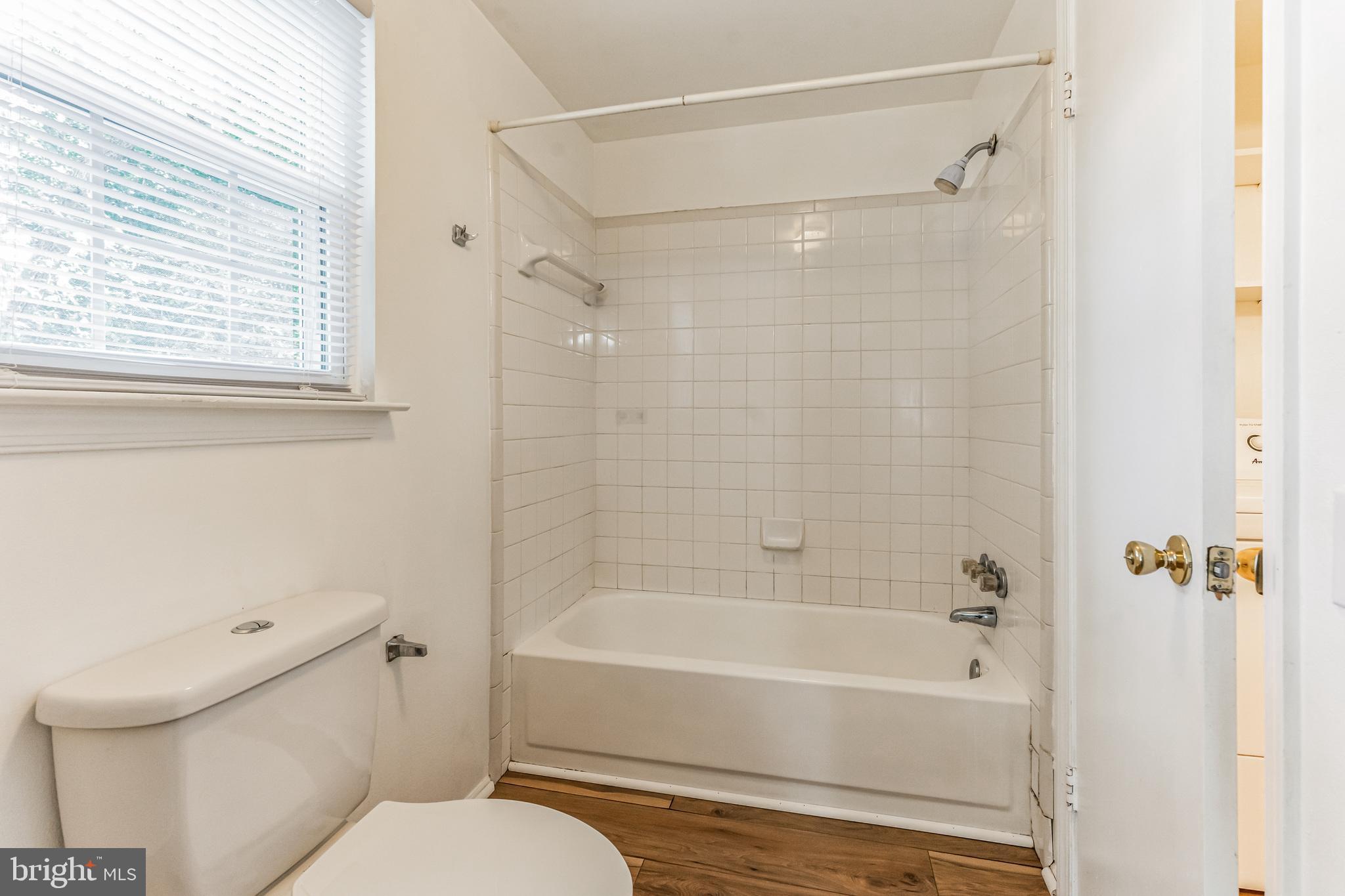 ST CHARLES WAKEFIELD - Residential