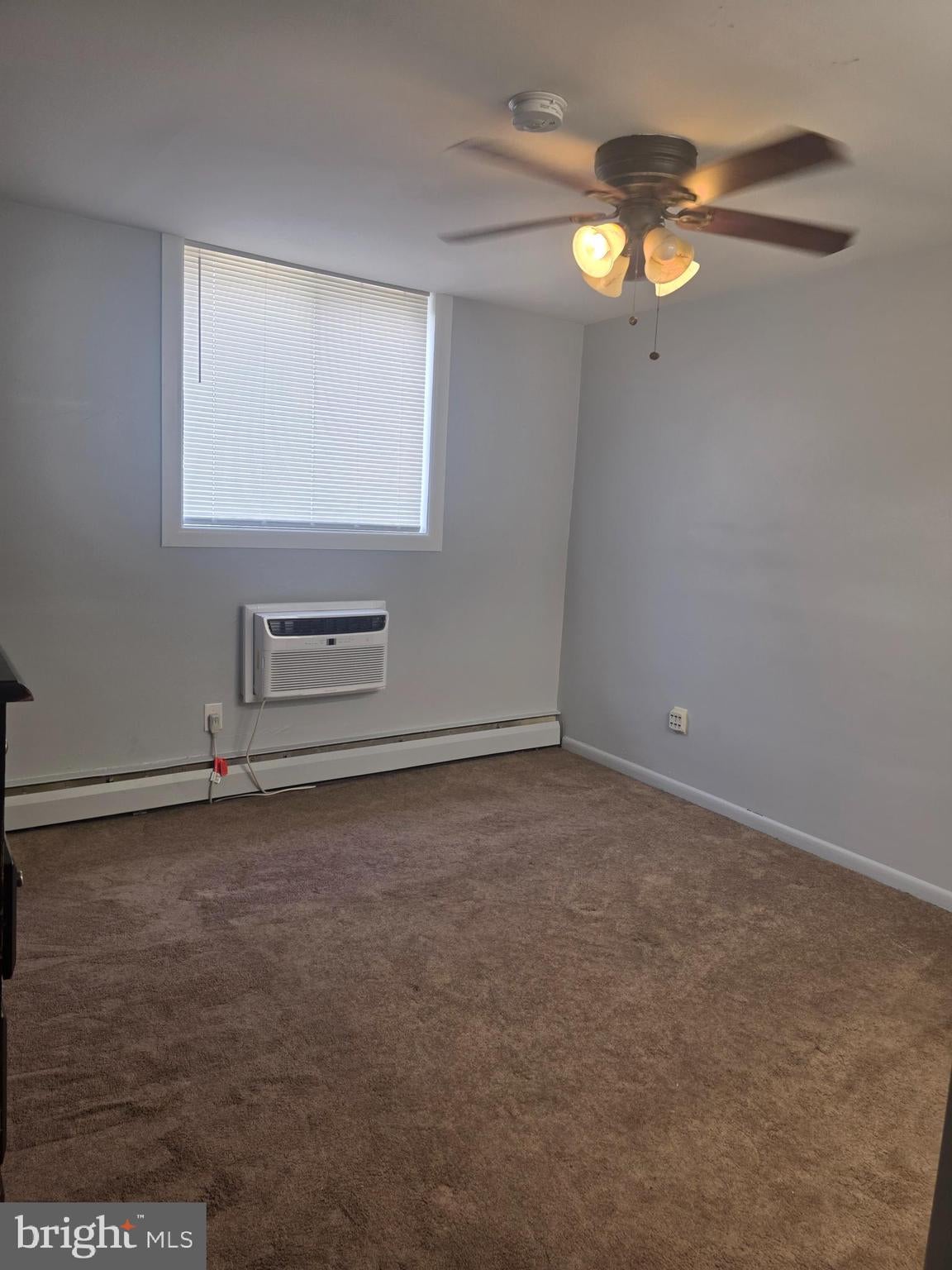 100 E GLENOLDEN AVENUE R-12