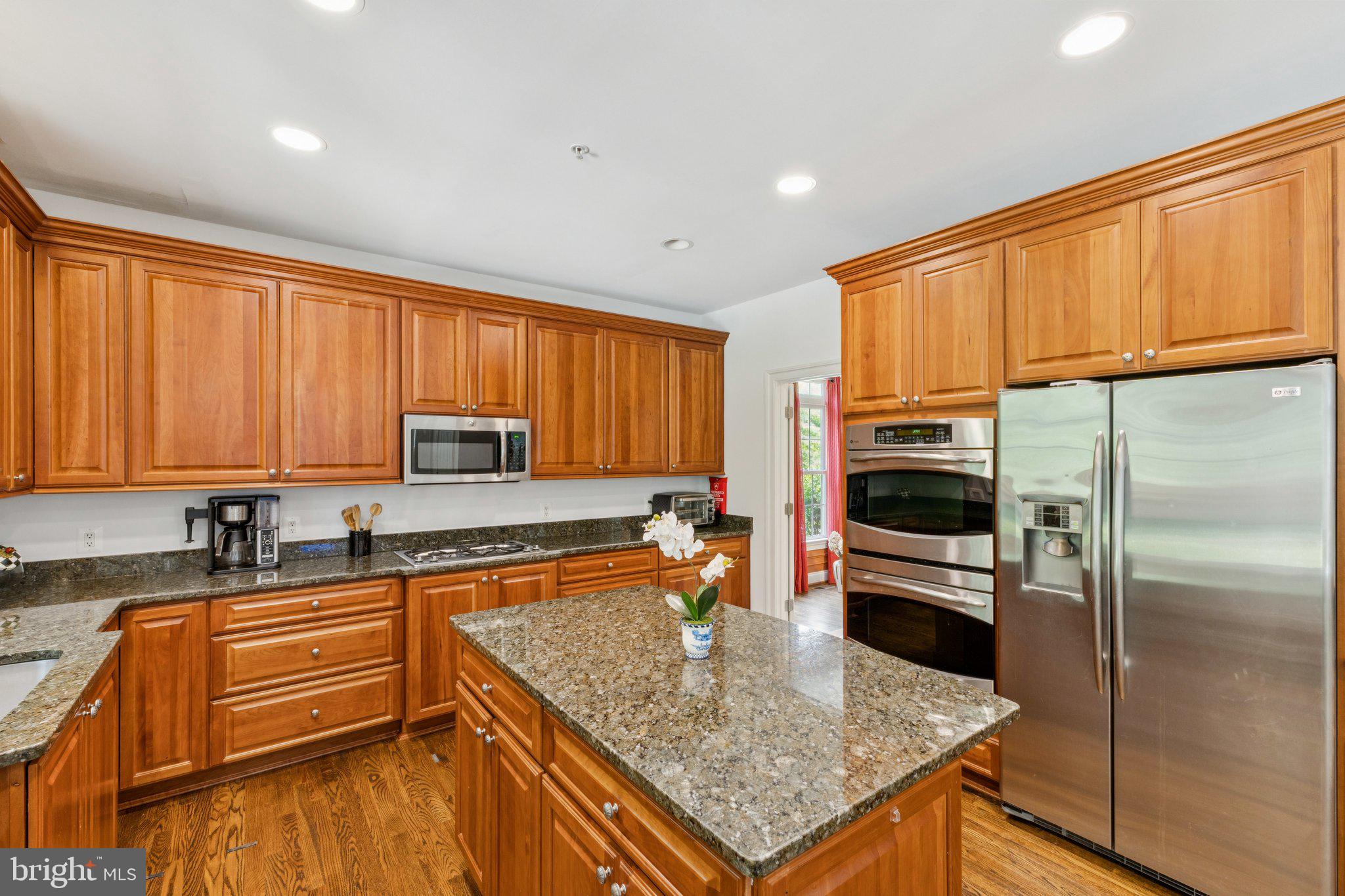 5705 KINGSWOOD ROAD