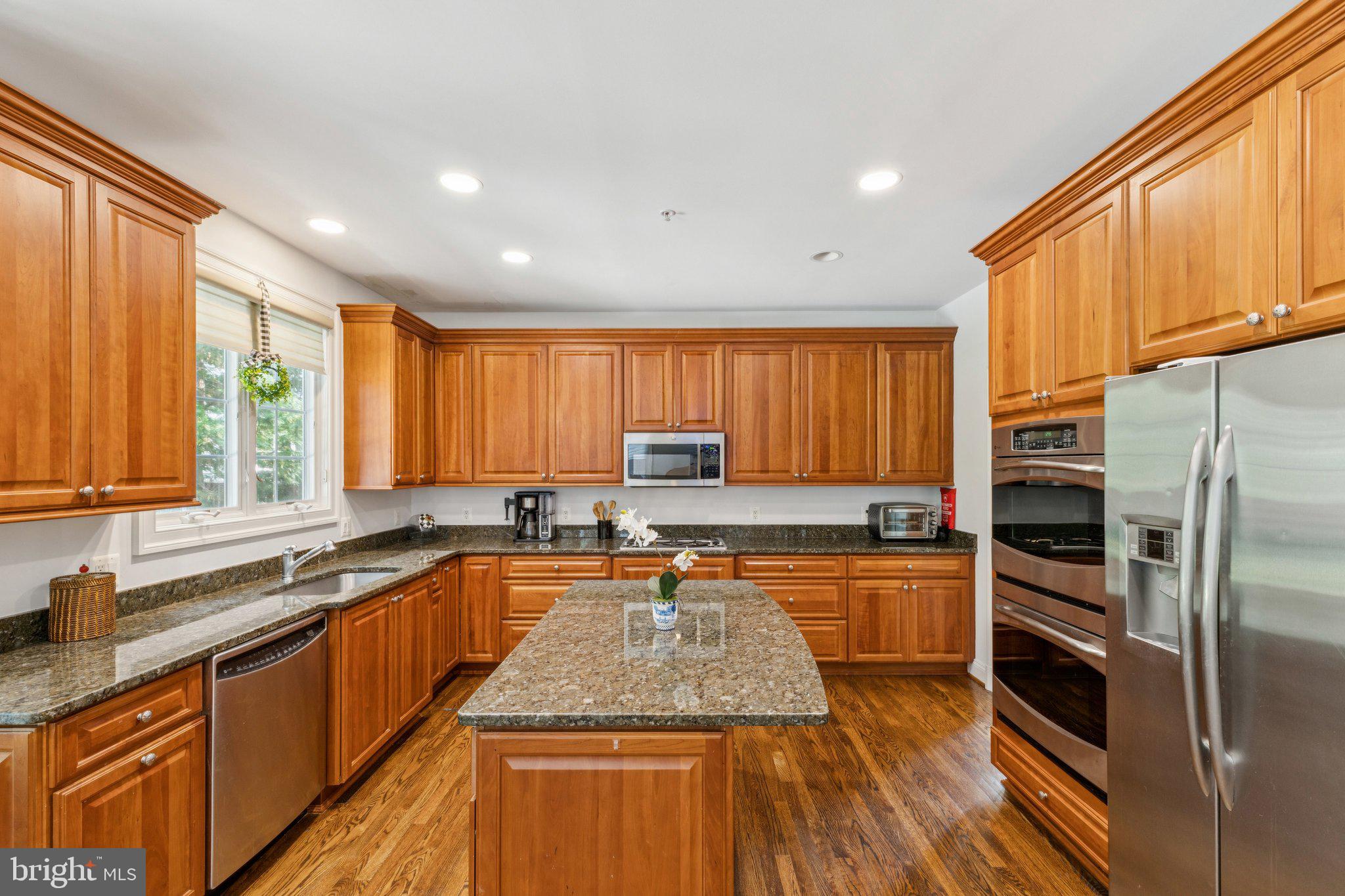 ALTA VISTA GARDENS - Residential