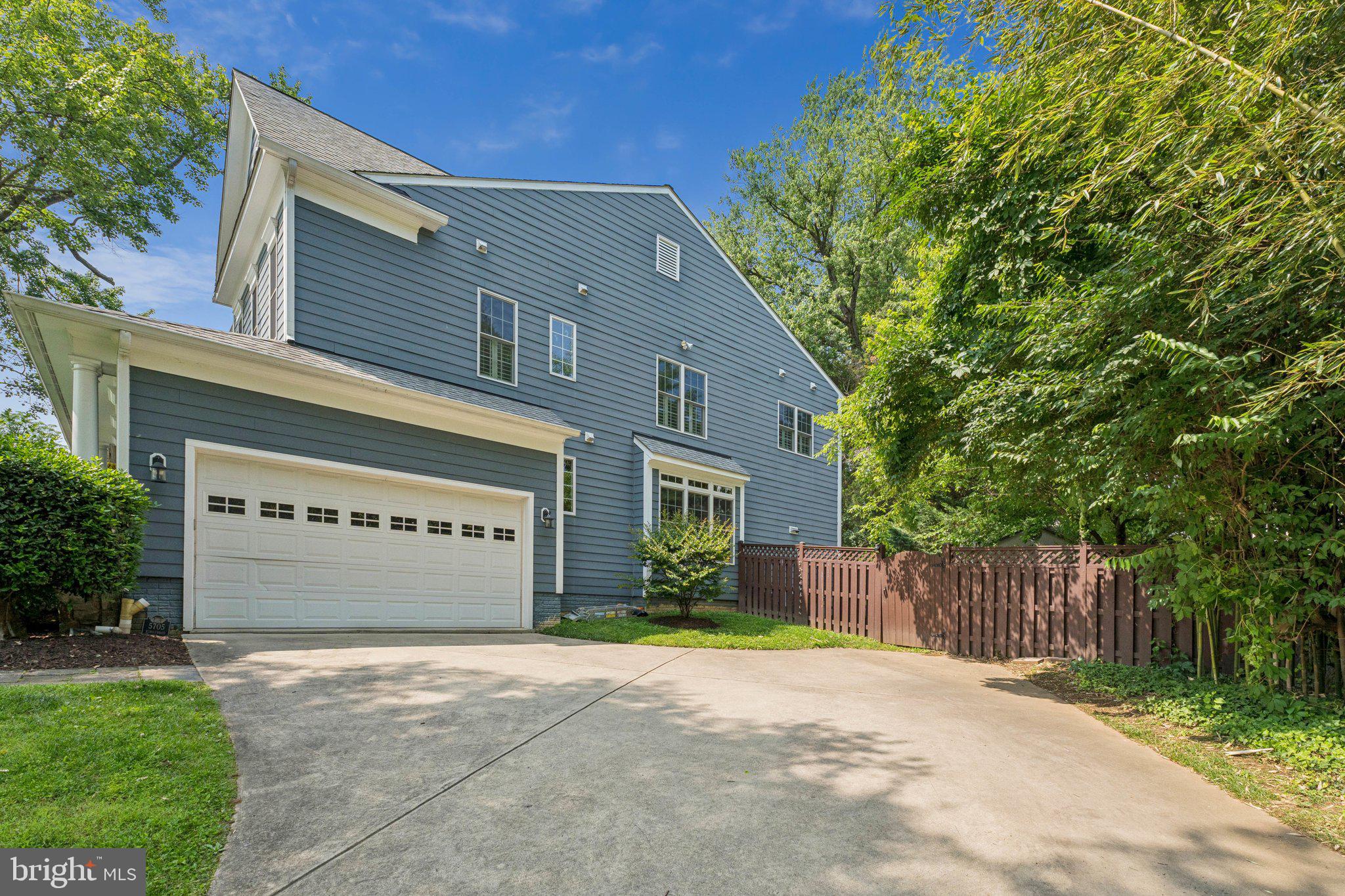 ALTA VISTA GARDENS - Residential