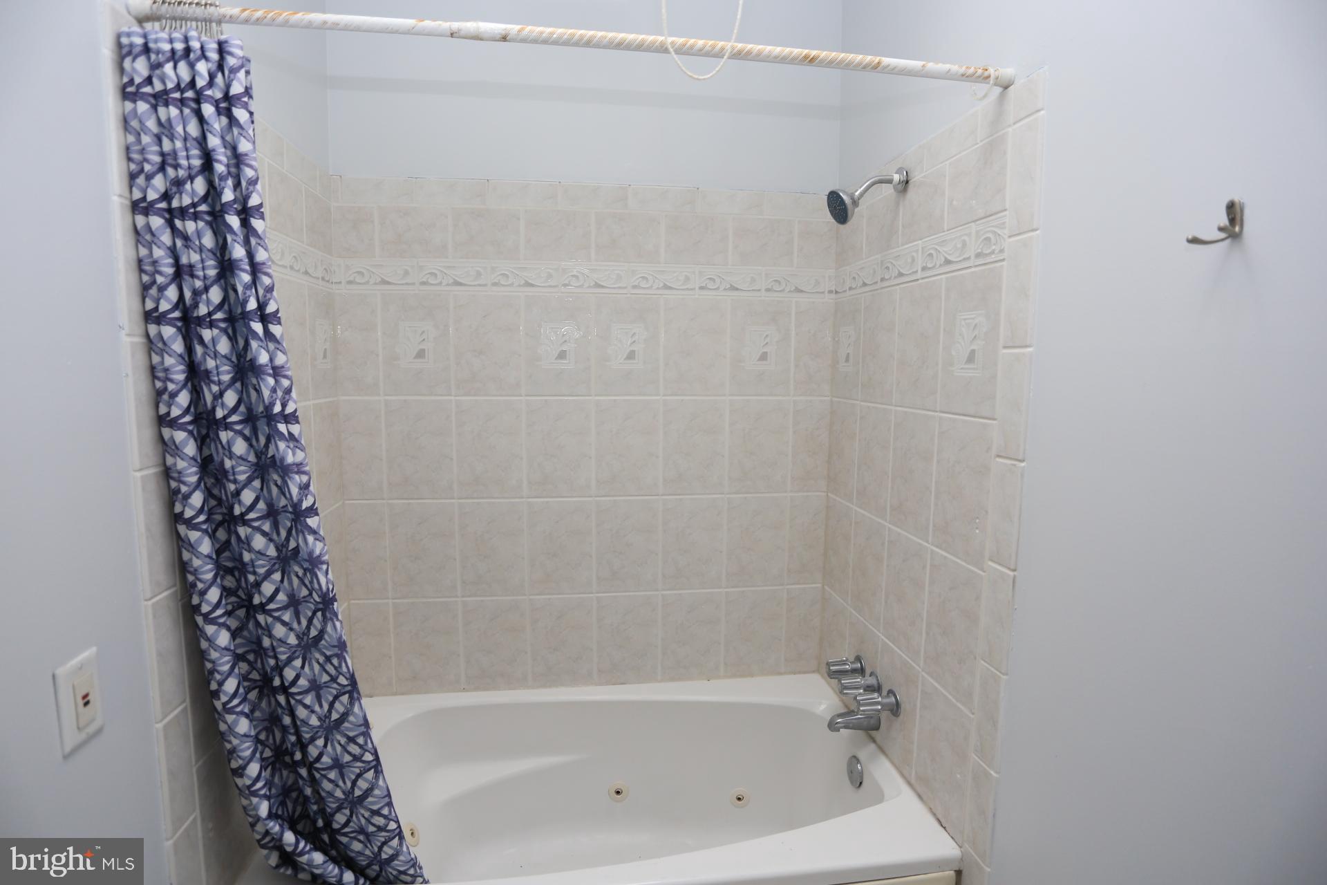 CANTON - Residential Lease