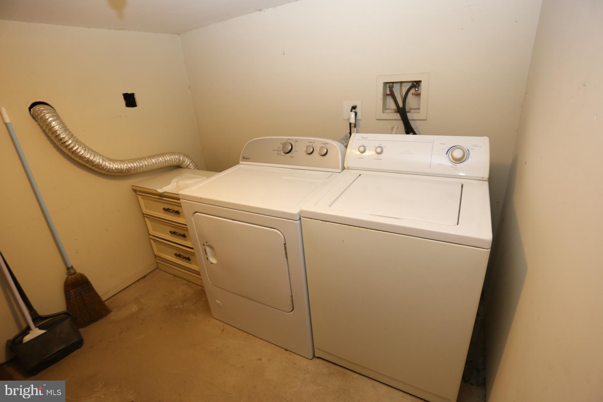 CANTON - Residential Lease