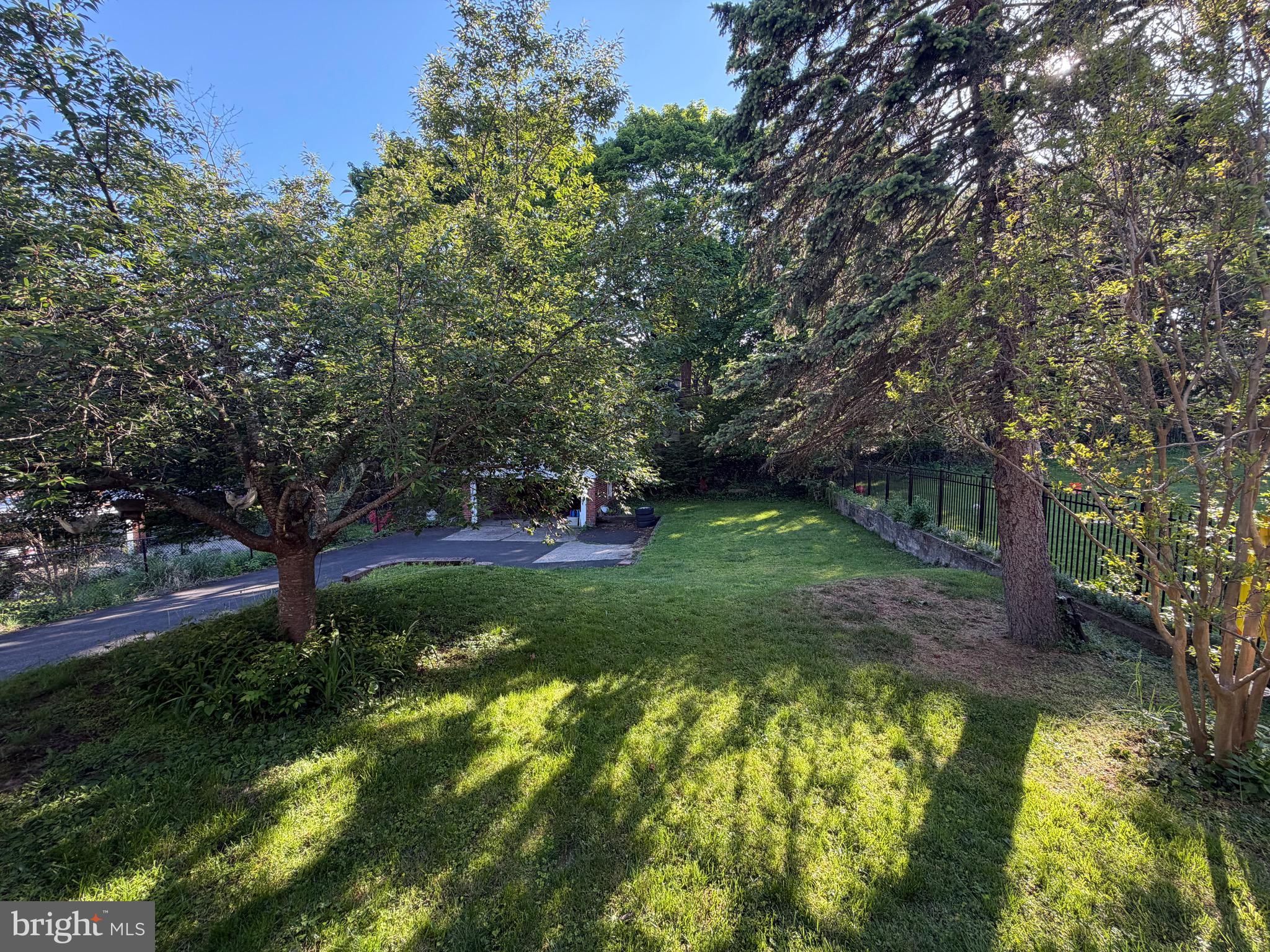 JENKINTOWN - Residential Income