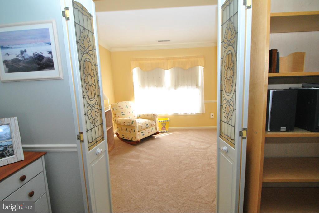 CHANTILLY HIGHLANDS - Residential