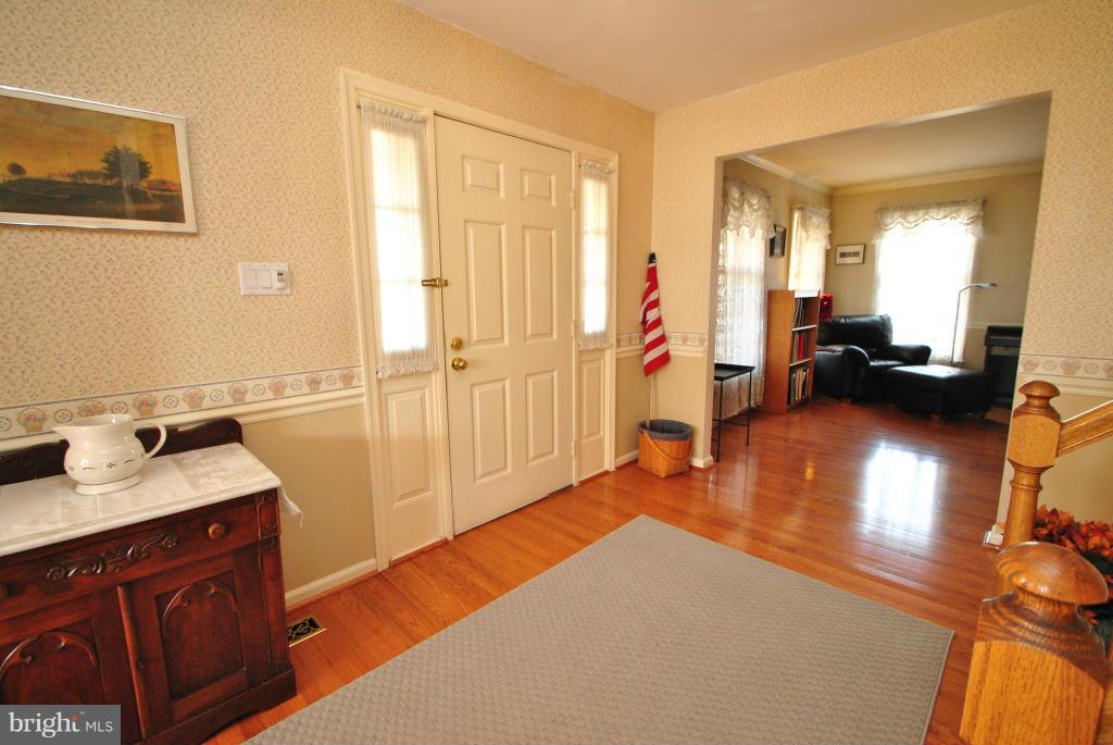 CHANTILLY HIGHLANDS - Residential