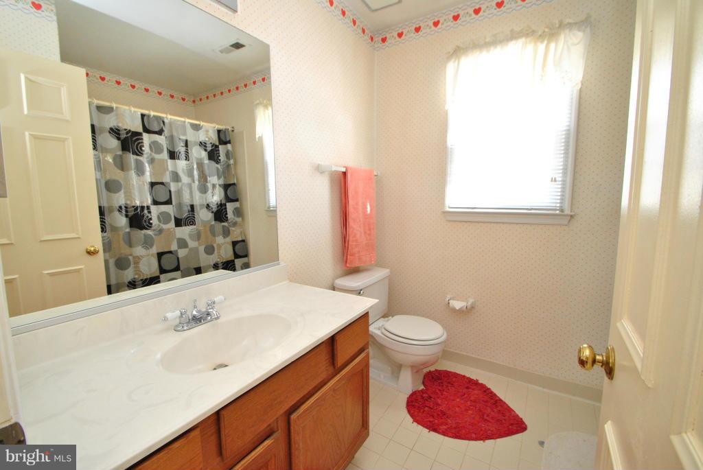 CHANTILLY HIGHLANDS - Residential