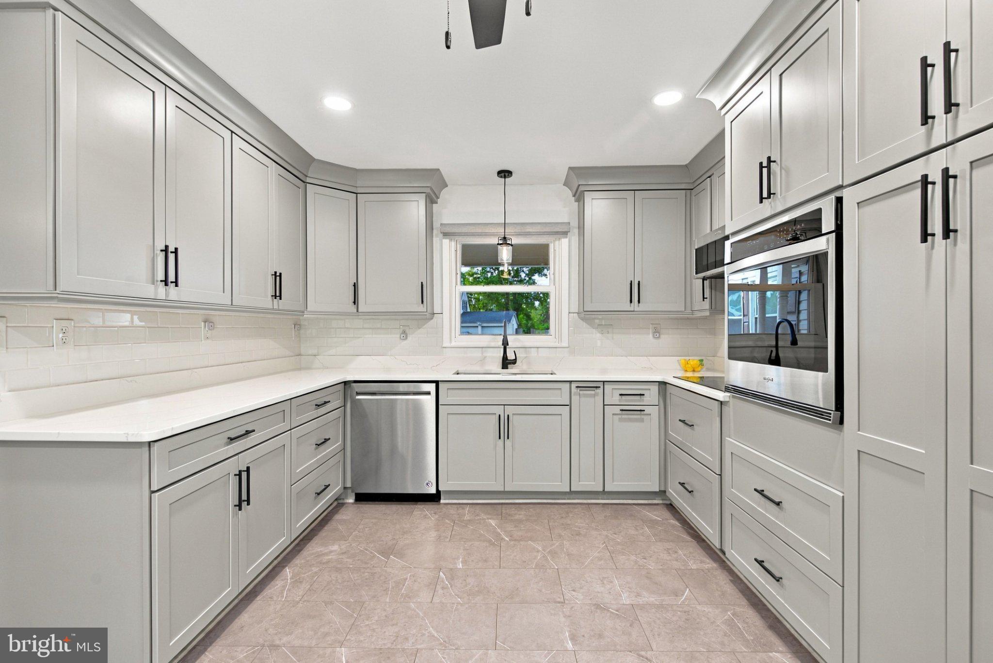 16016 PHILMONT LANE