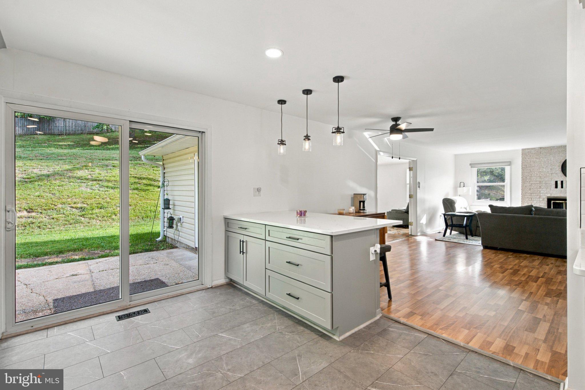 16016 PHILMONT LANE