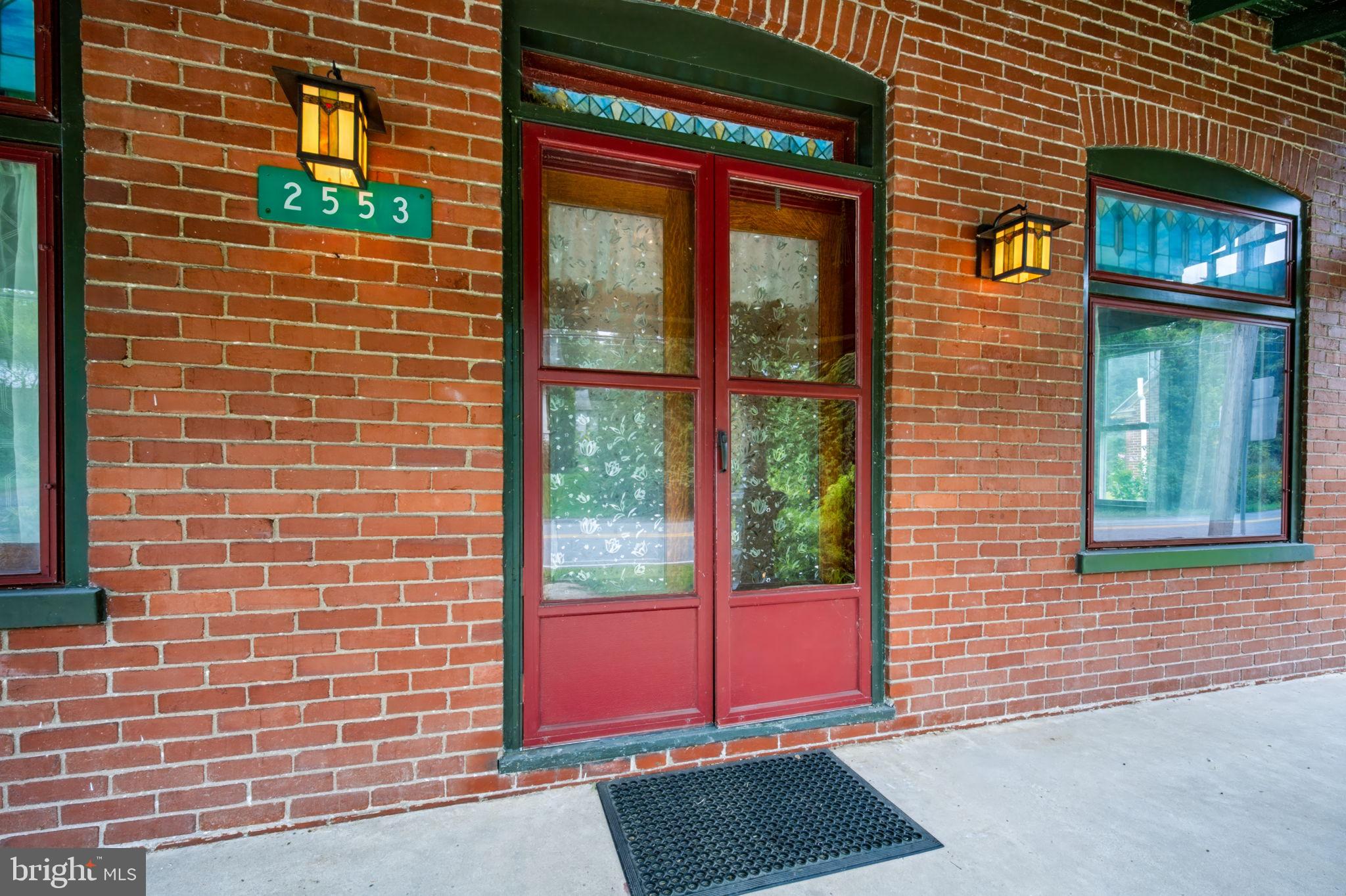 2553 RTE 737