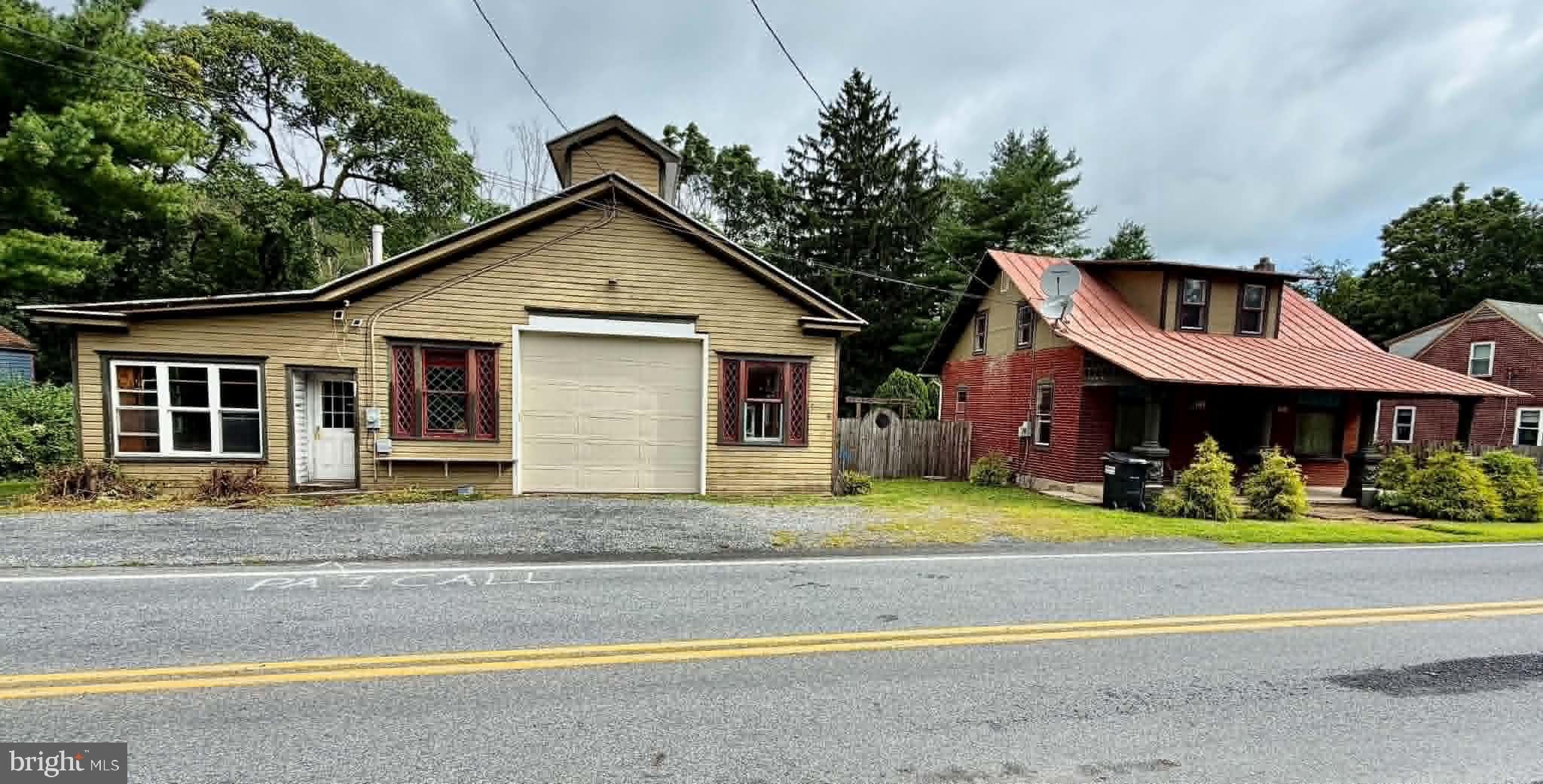 2553 RTE 737