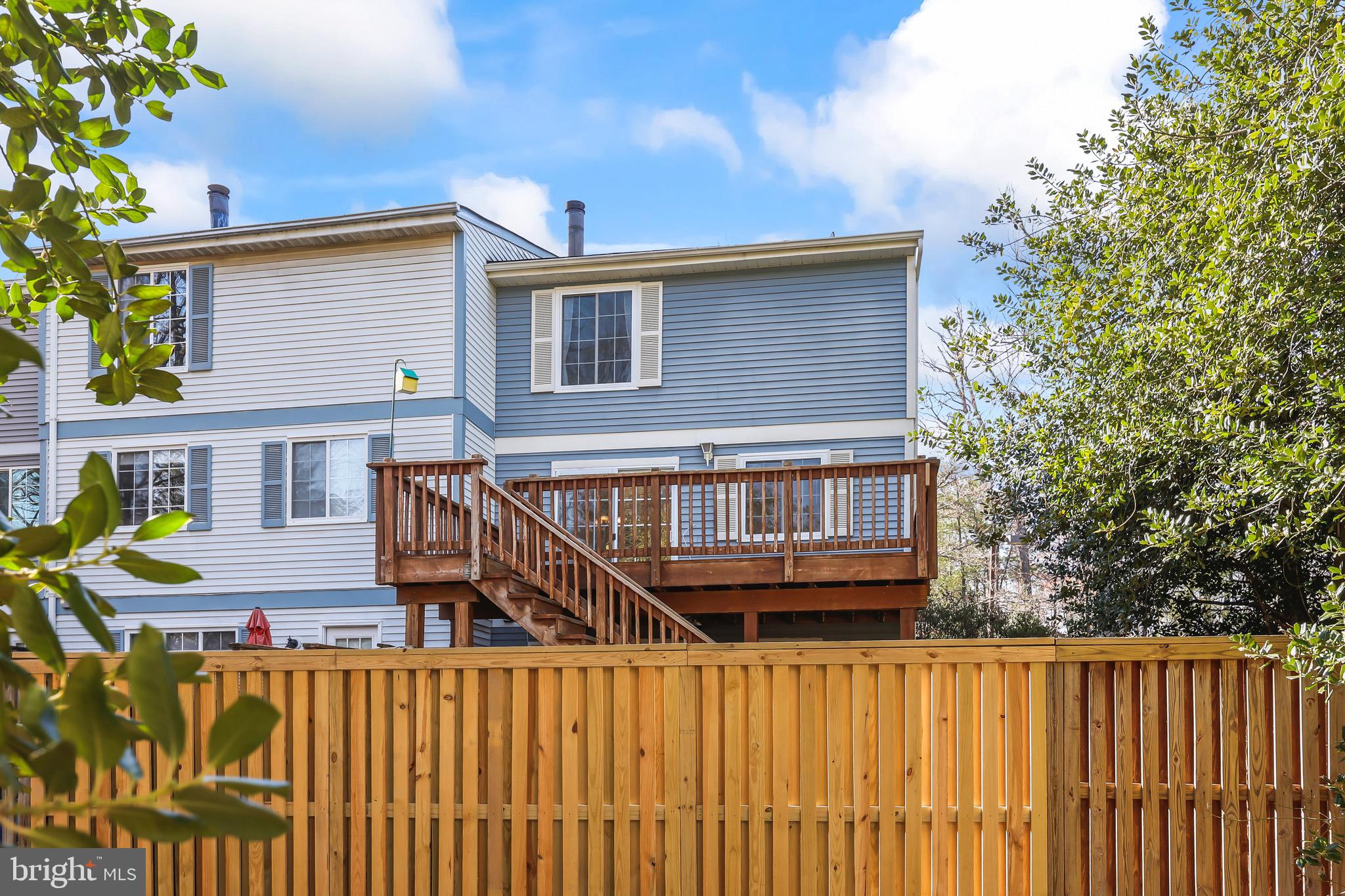 RESTON - Residential