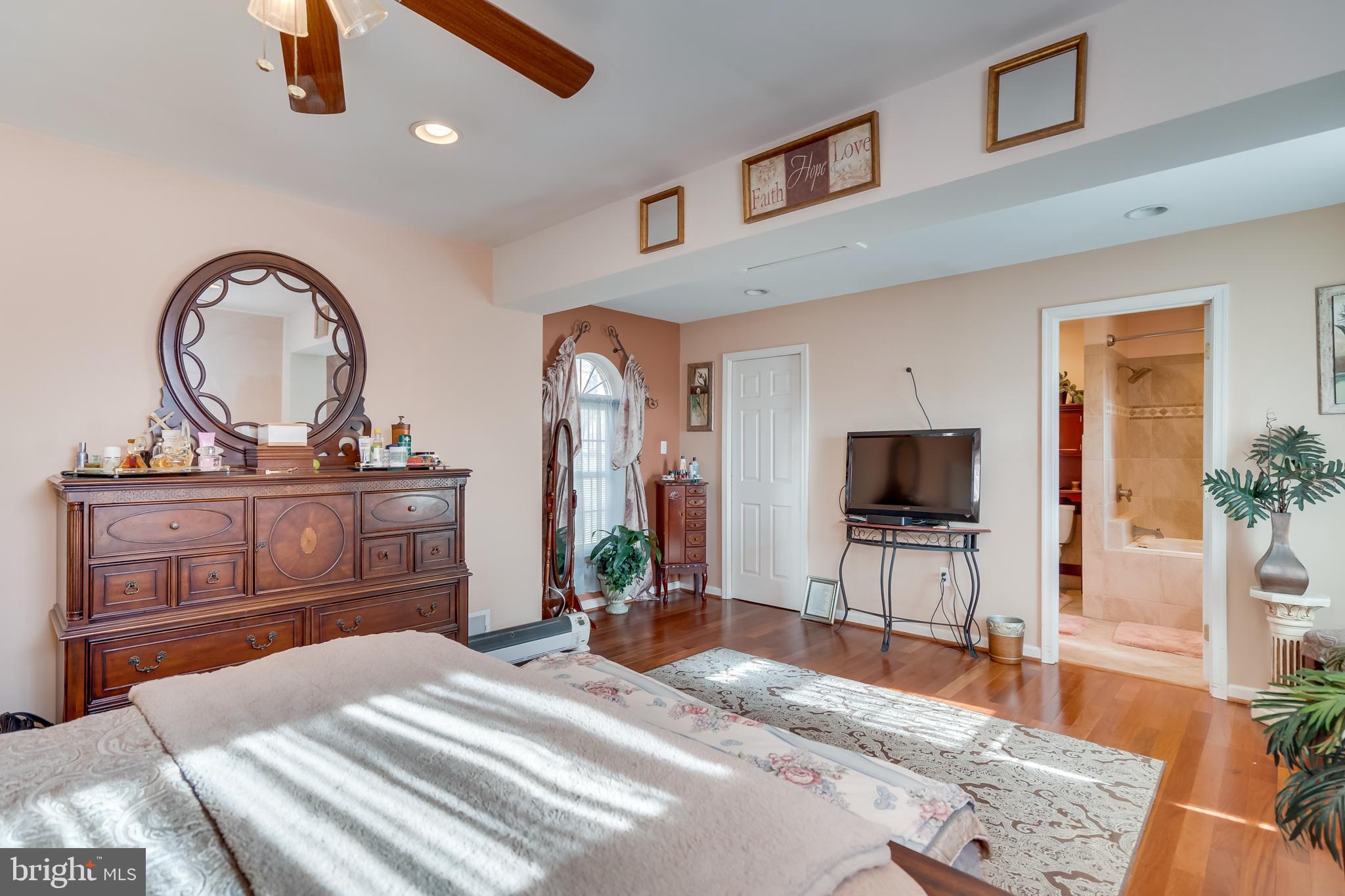 HILLCREST HEIGHTS - Residential