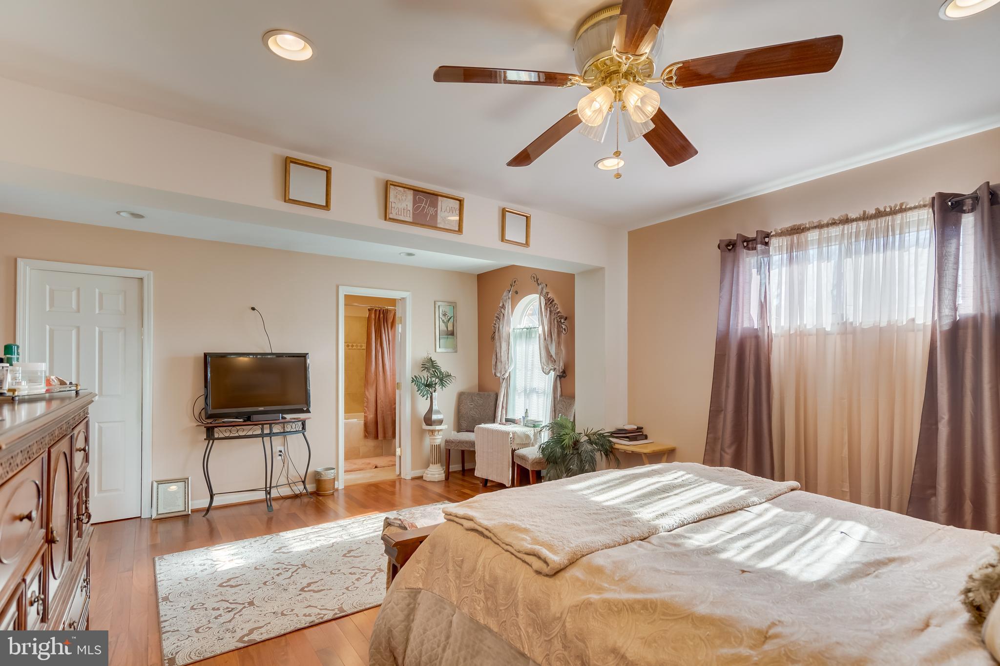 HILLCREST HEIGHTS - Residential