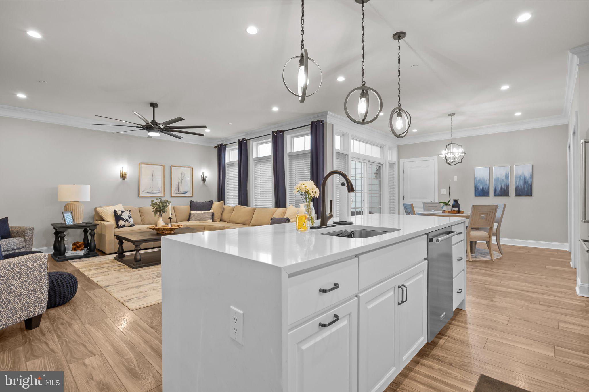 FLOWERS FIELD - Residential