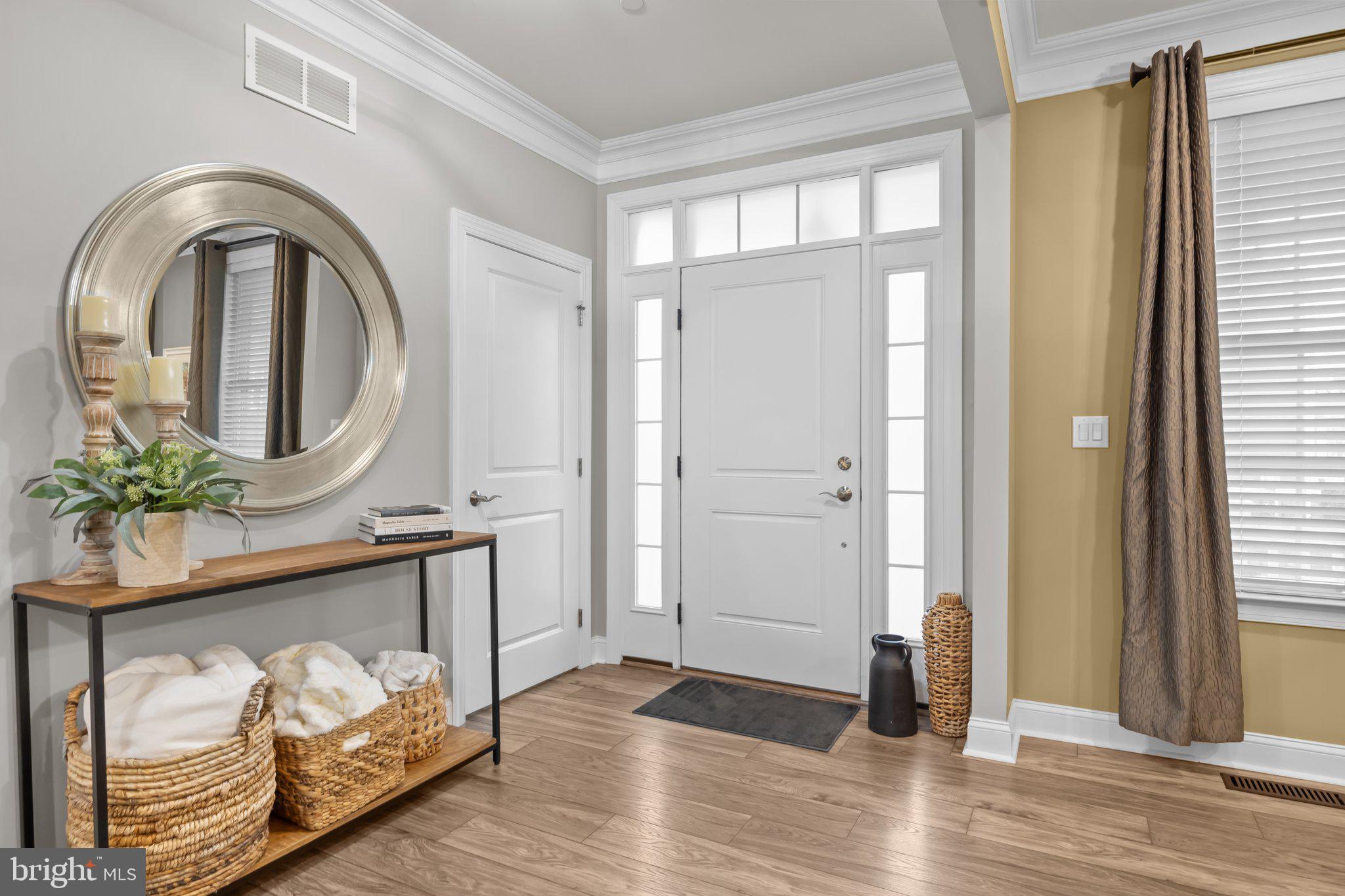 FLOWERS FIELD - Residential