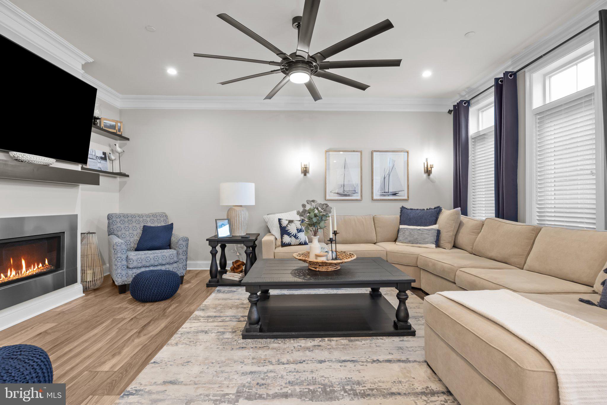 FLOWERS FIELD - Residential