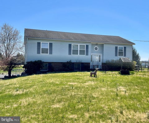 Homes For Sale - 140 Hoffman Road<br/> BARTO, PA 19504