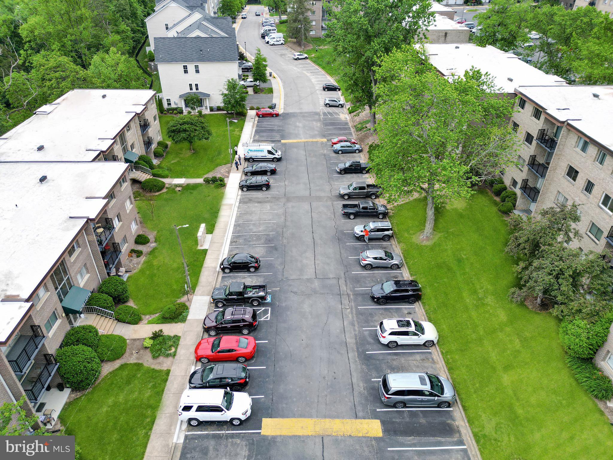 12703 LOTTE DRIVE T1