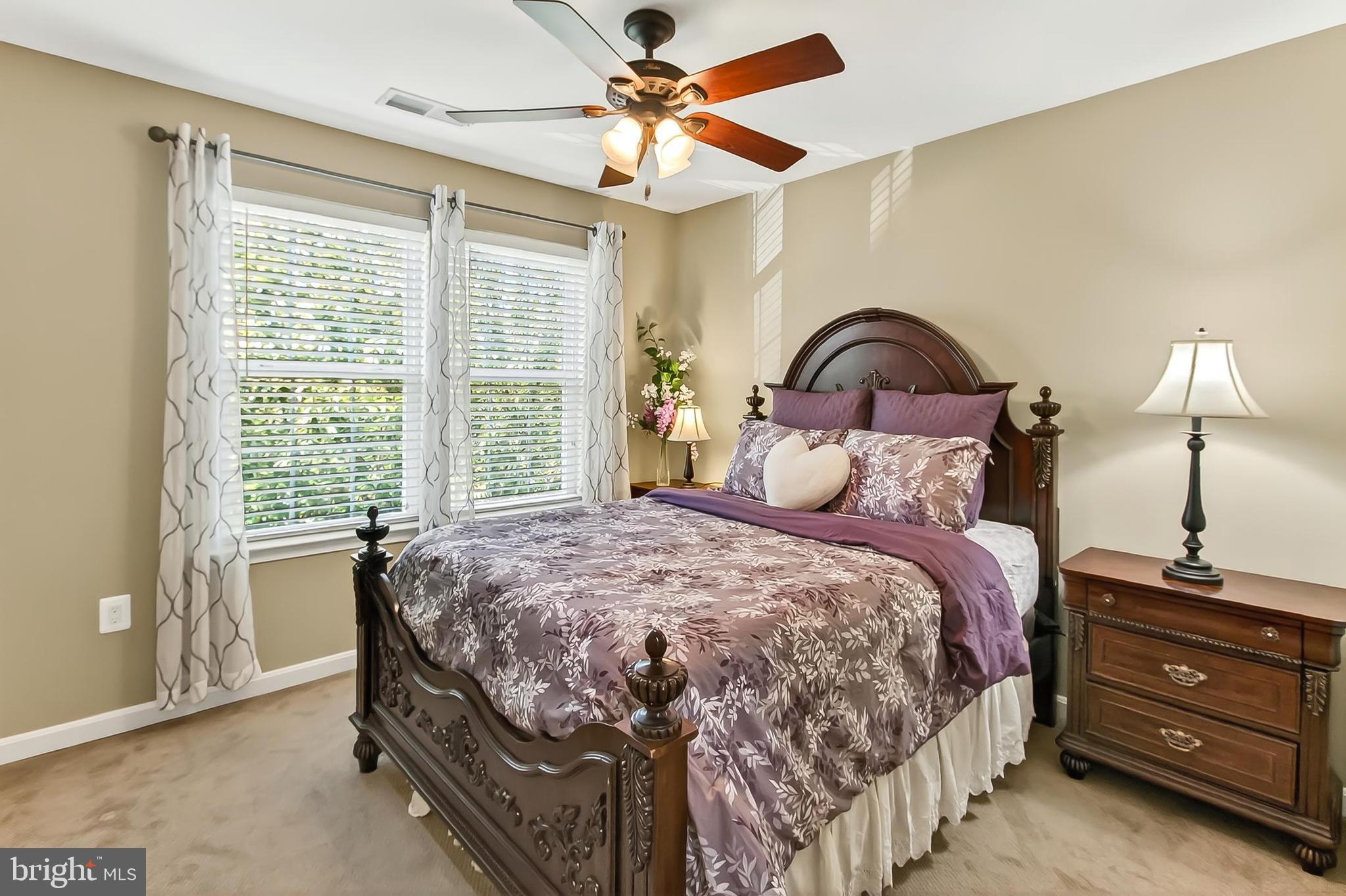 STONEWALL MANOR - Residential