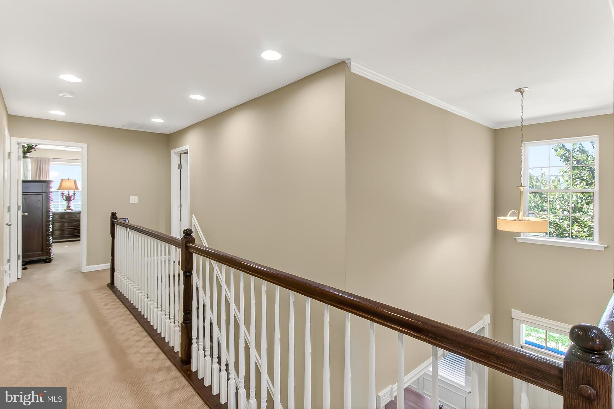 STONEWALL MANOR - Residential