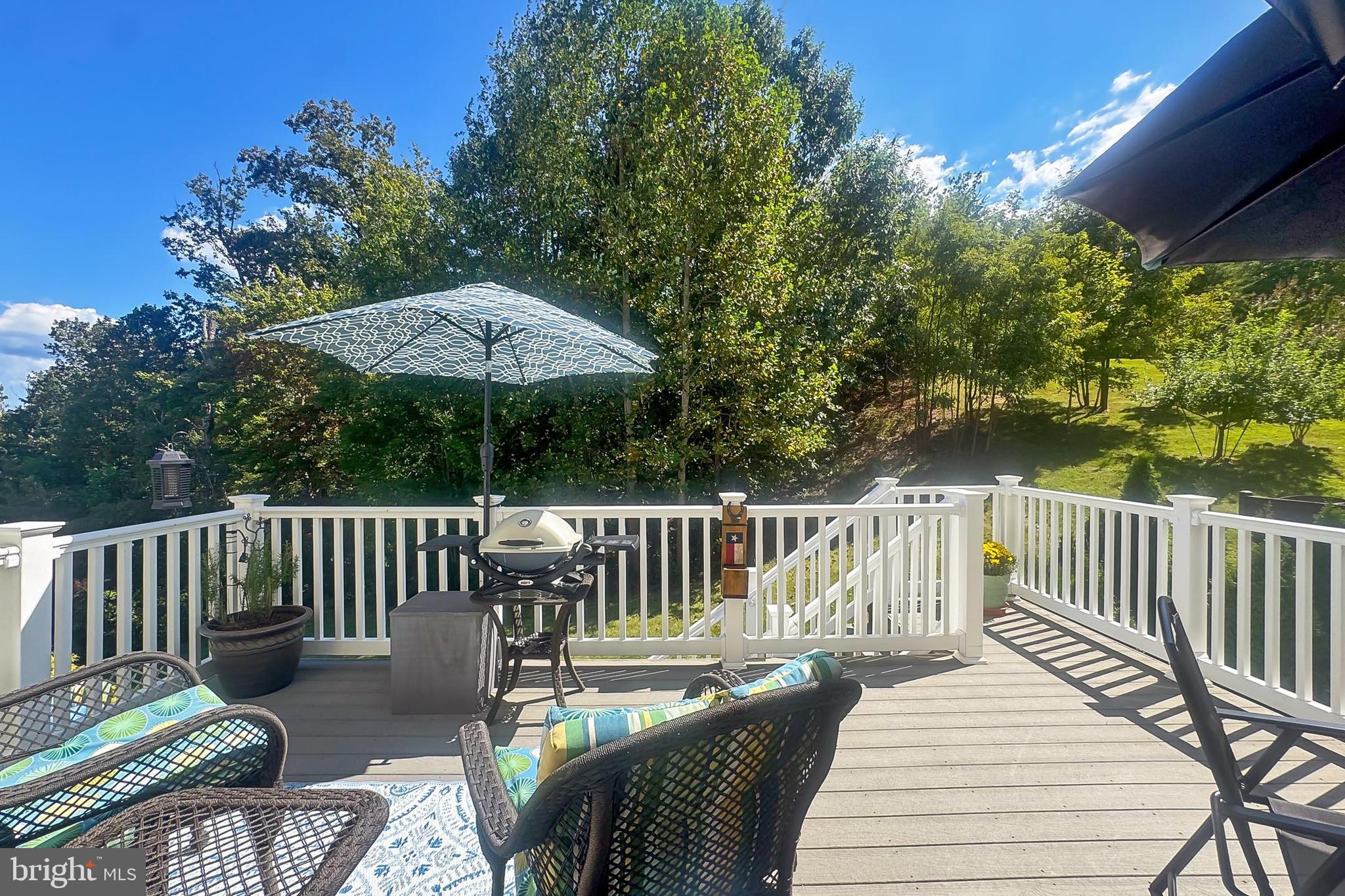 STONEWALL MANOR - Residential