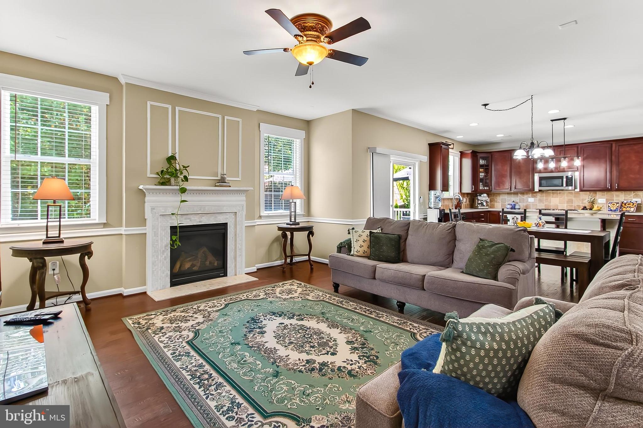 STONEWALL MANOR - Residential