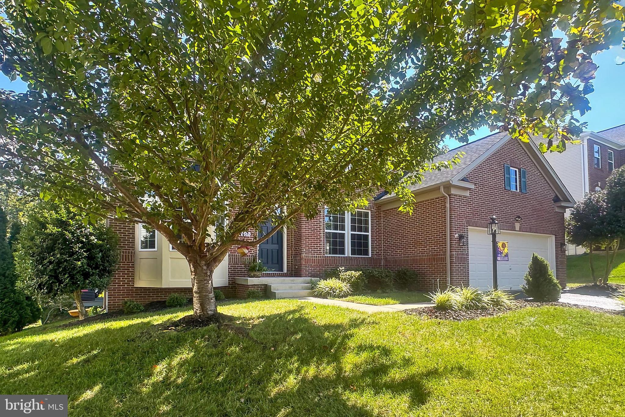 STONEWALL MANOR - Residential