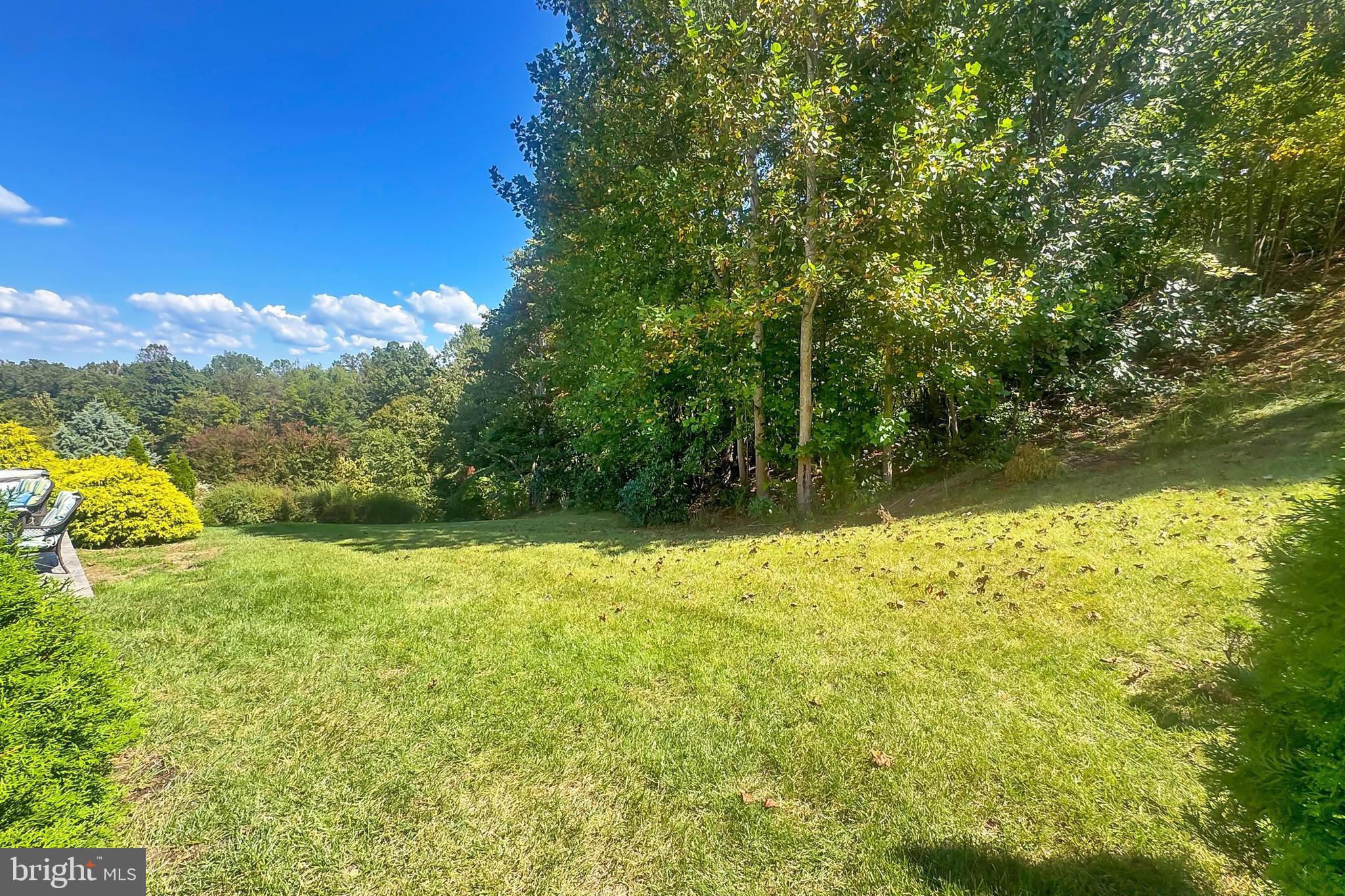 STONEWALL MANOR - Residential