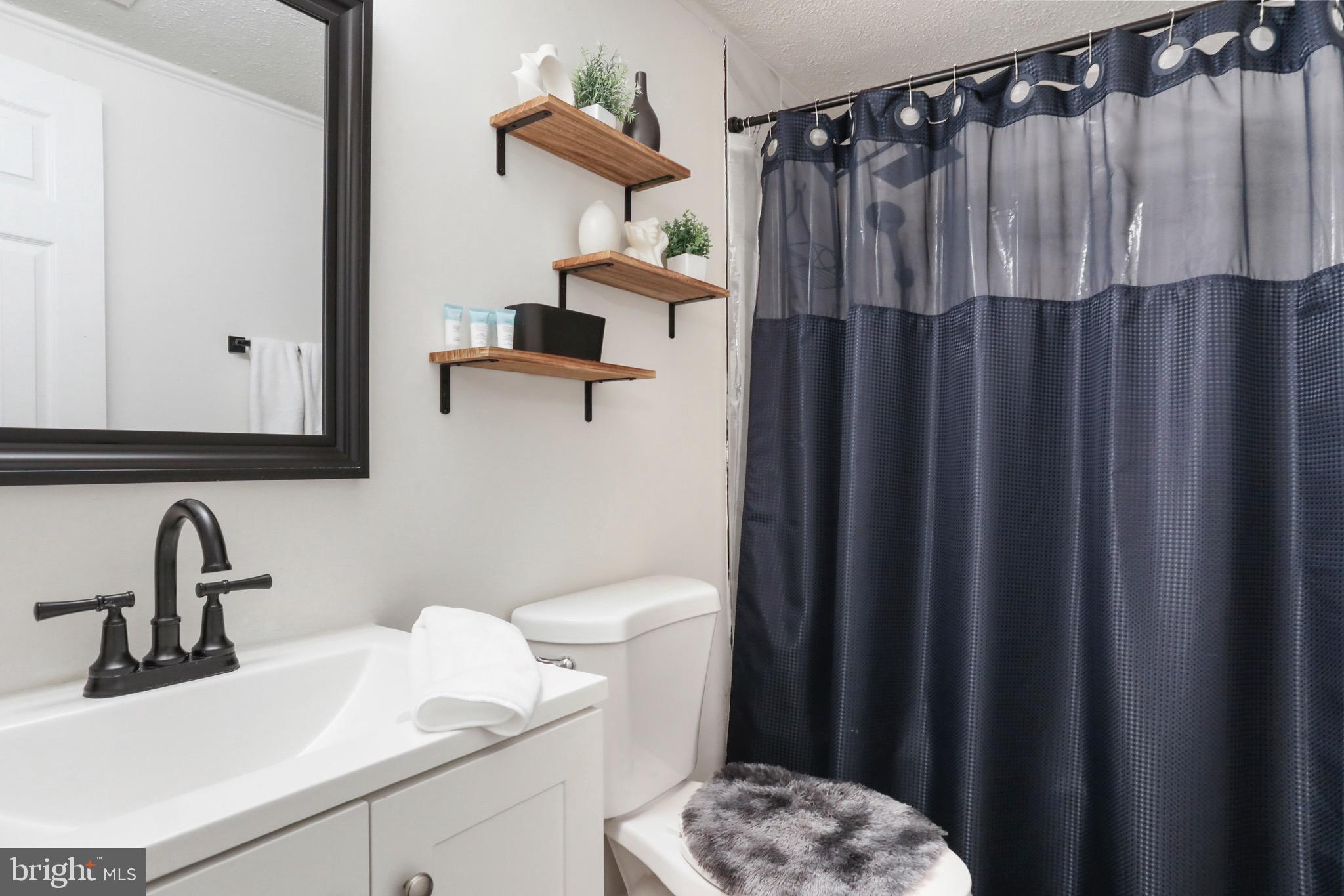 WESTRIDGE HILLS - Residential