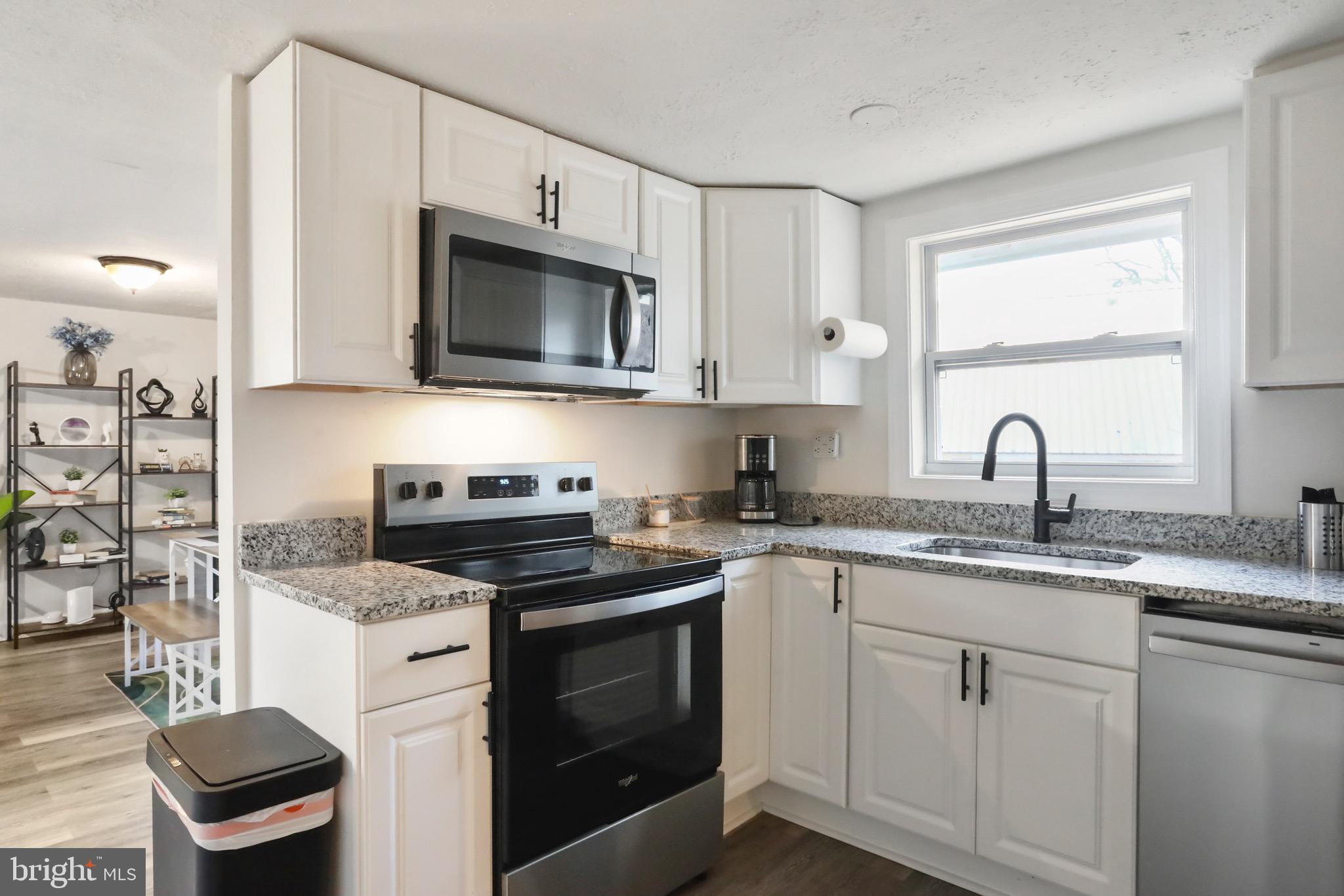 WESTRIDGE HILLS - Residential