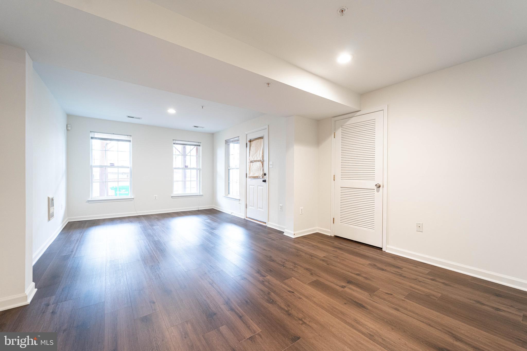 VISTA GARDENS PLAT 1> - Residential