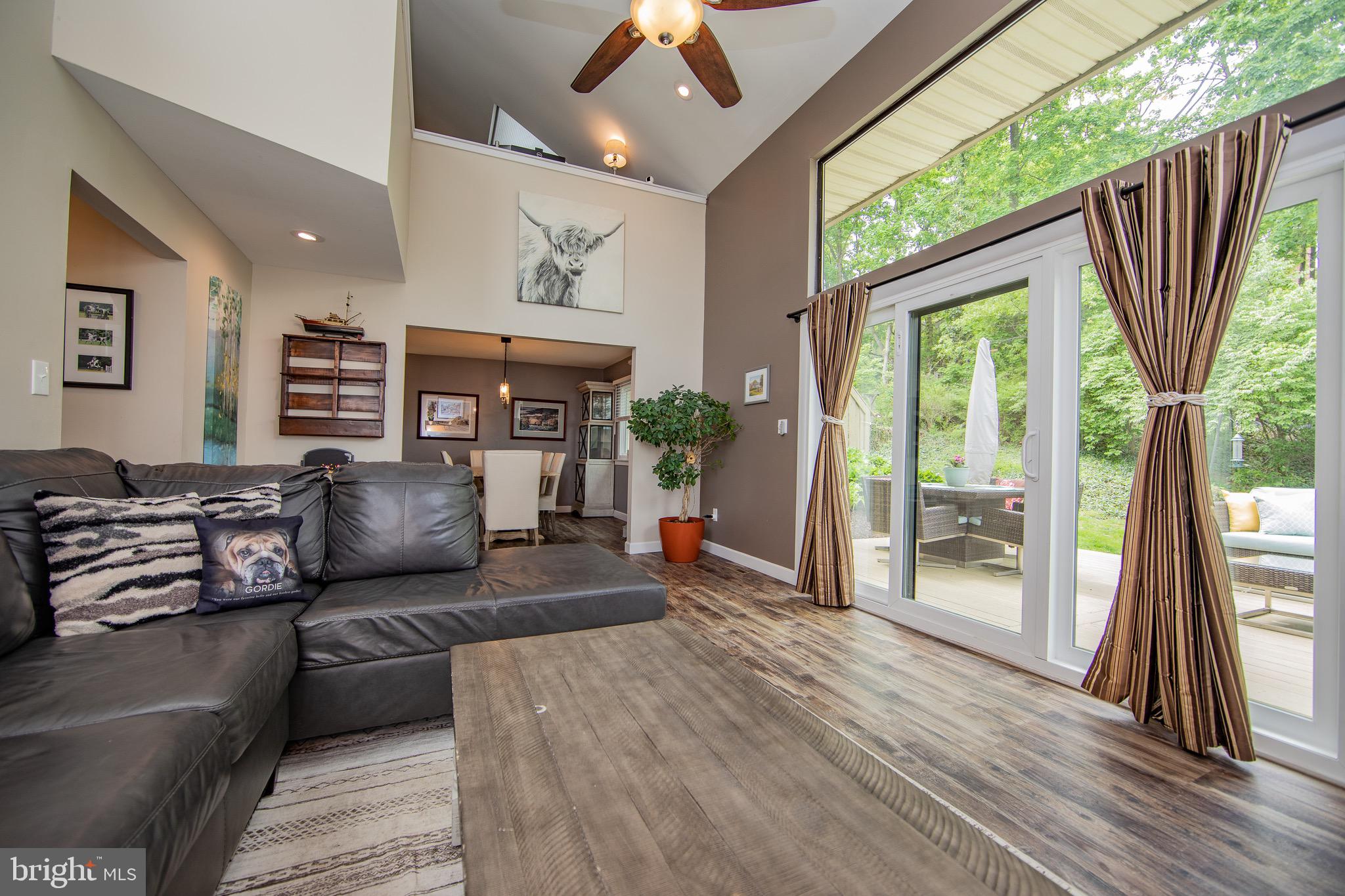 380 LYNETREE DRIVE 7-D