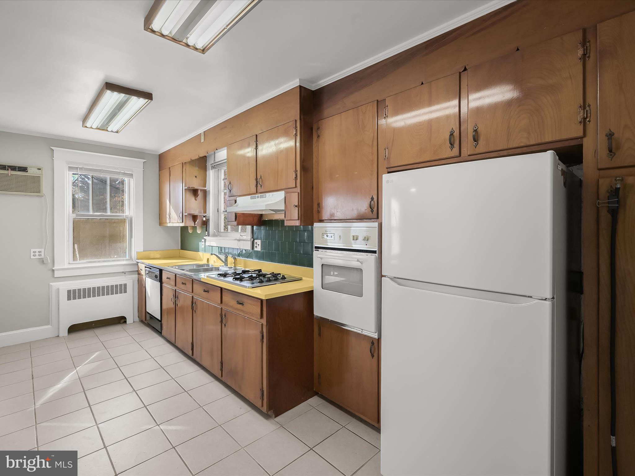 DAMASCUS OUTSIDE - Residential