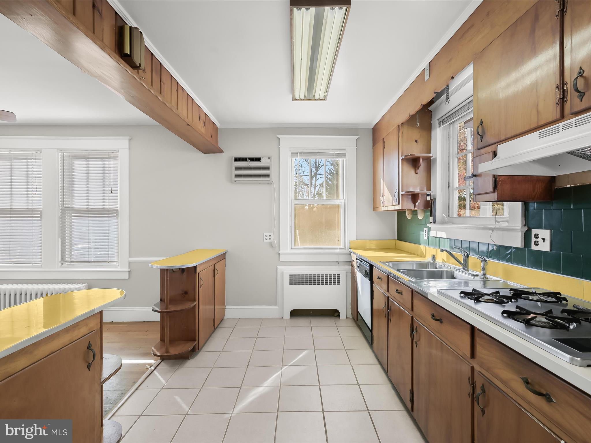 DAMASCUS OUTSIDE - Residential