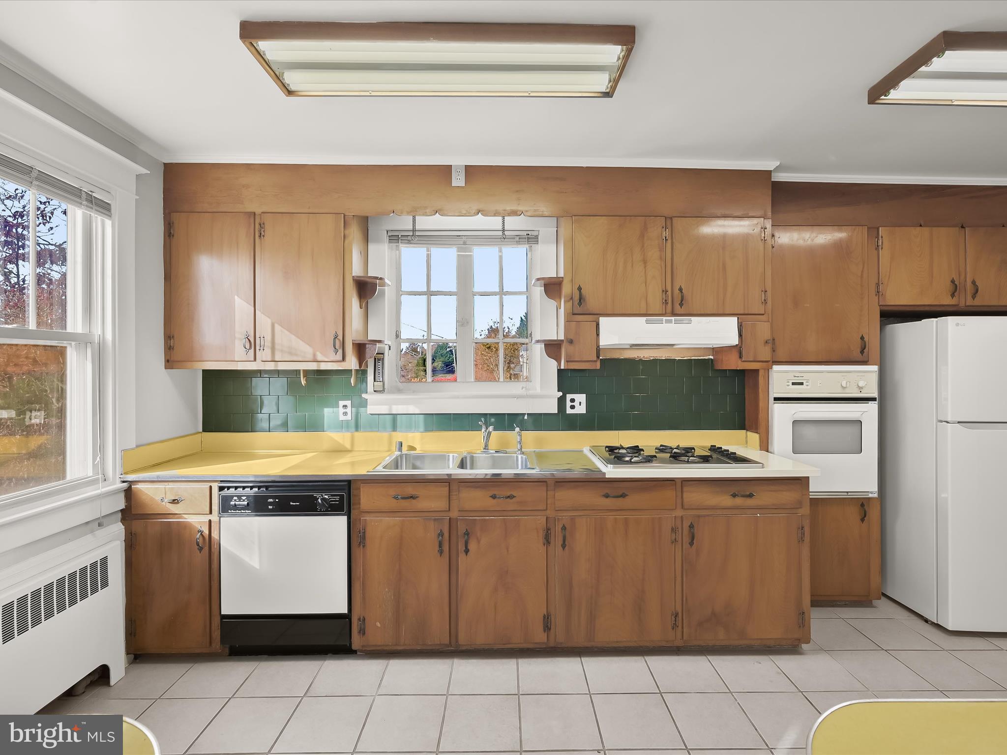 DAMASCUS OUTSIDE - Residential