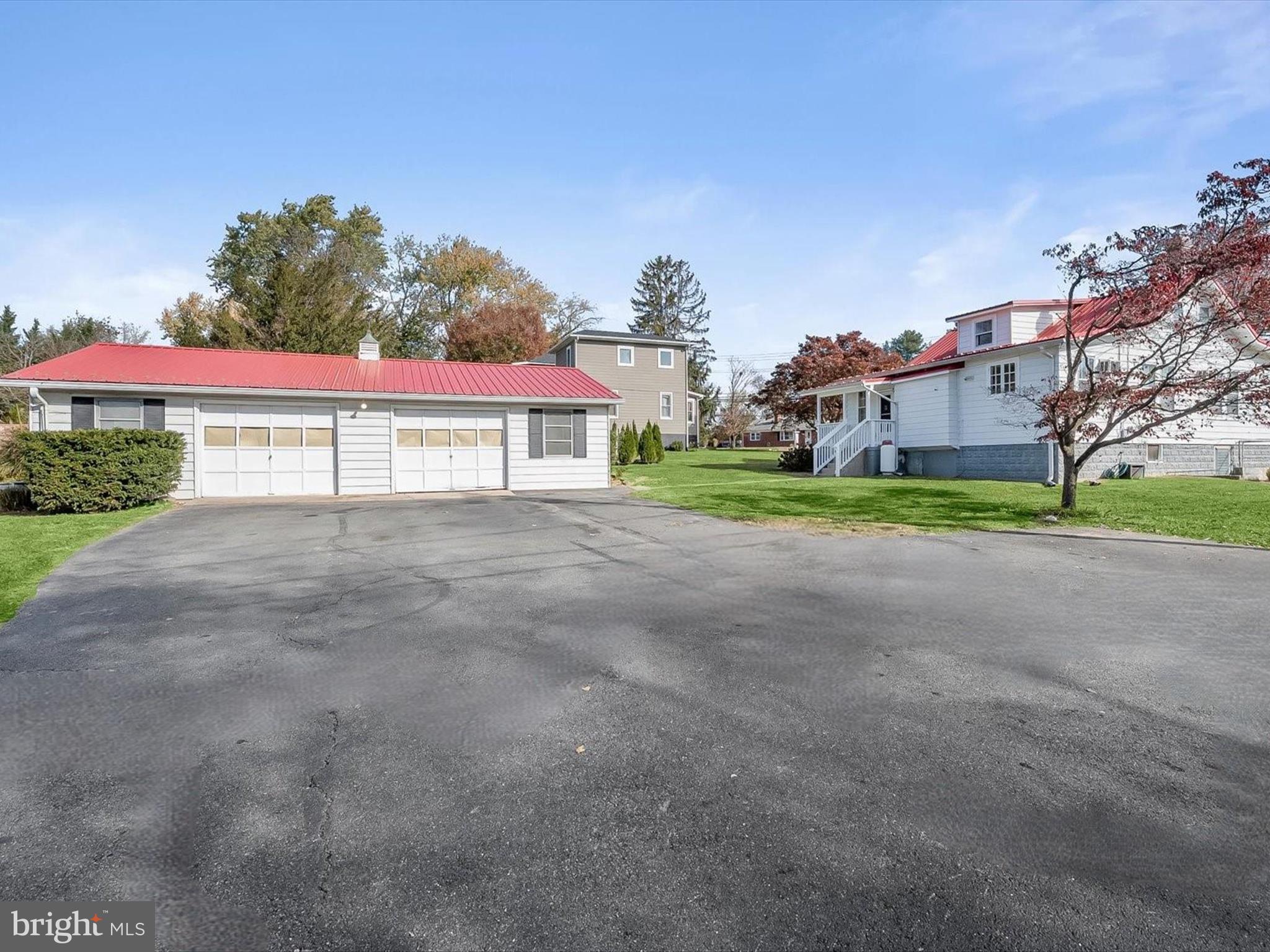 DAMASCUS OUTSIDE - Residential