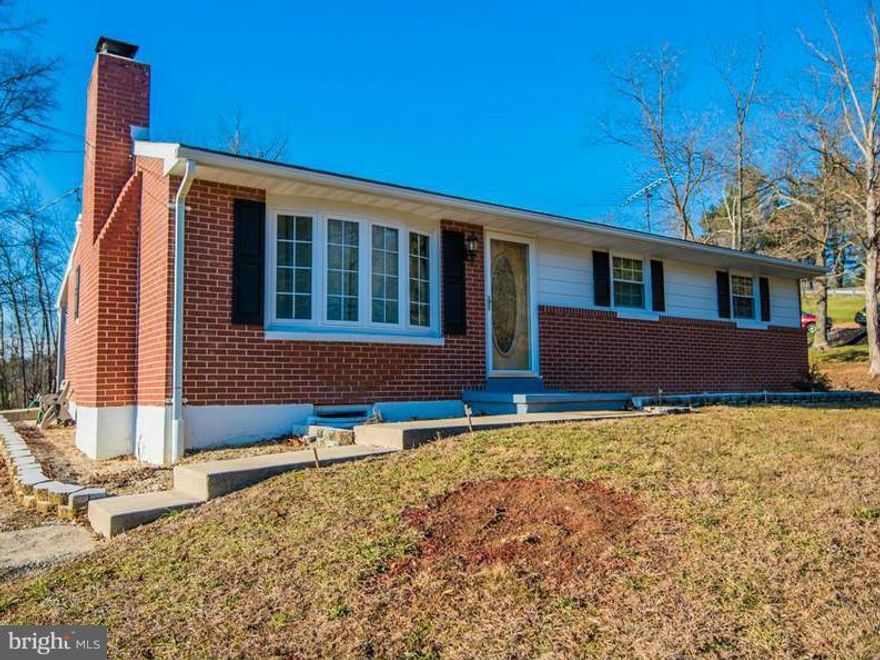 THIS HOME HAS BEEN COMPLETELY REMODELED. 3 BEDROOMS  & 1 BATH HOME SITUATED ON .45+- ACRES.  NEW ROOF JUST 4 MONTHS AGO. NOTHING TO DO BUT MOVE IN AND MAKE IT YOUR HOME. THE HOME IS IN CLOSE PROXIMITY TO I-70 FOR EASY COMMUTING AND THE C&O CANAL, WESTERN MD BIKE PATH & POTOMAC RIVER. NEUTRAL COLORS AND HARD WOOD FLOORS. SELLERS WILL PAY BUYERS CLOSING COSTS WITH SATISFACTORY OFFER.