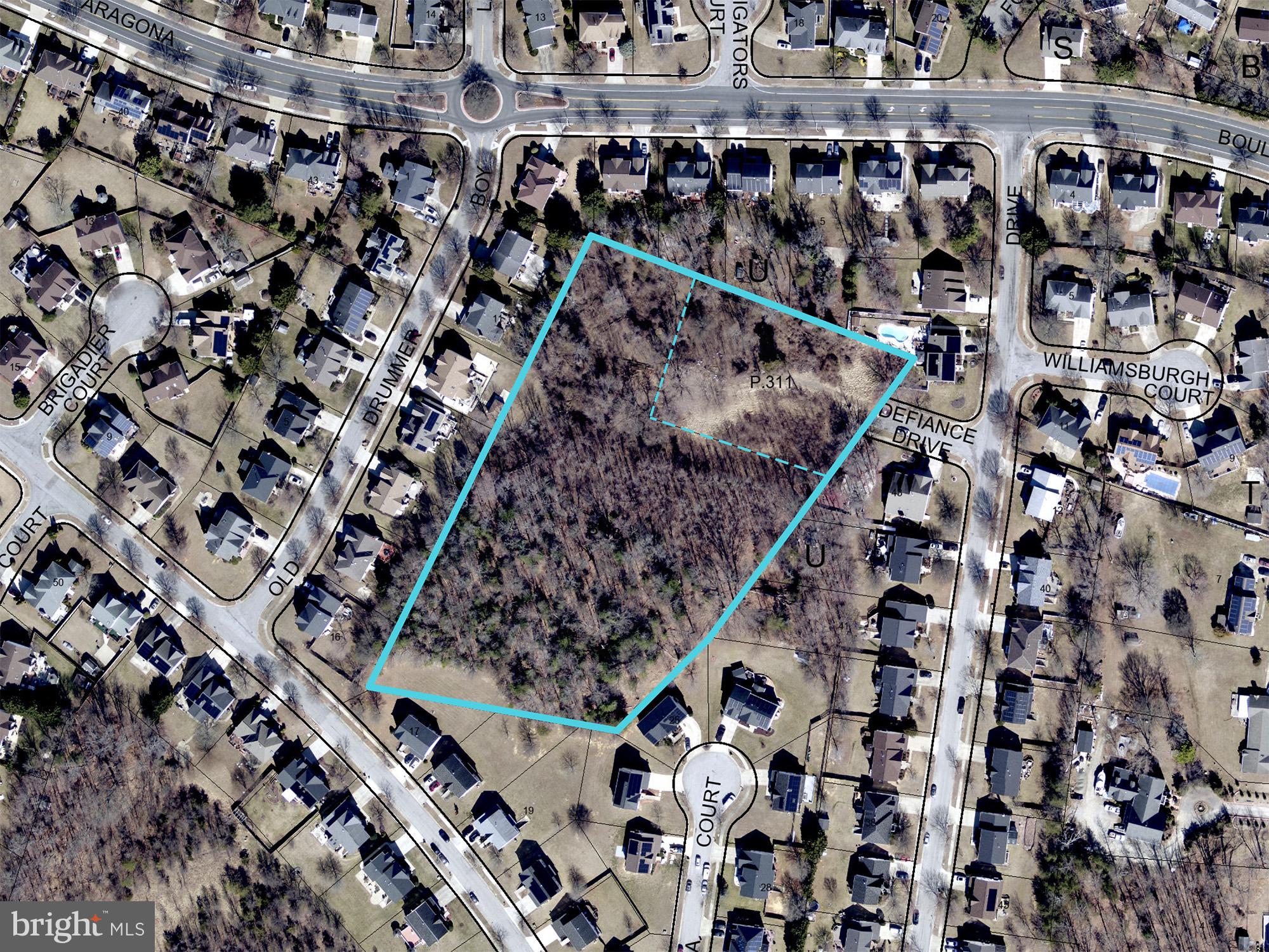 FORT WASHINGTON - Land