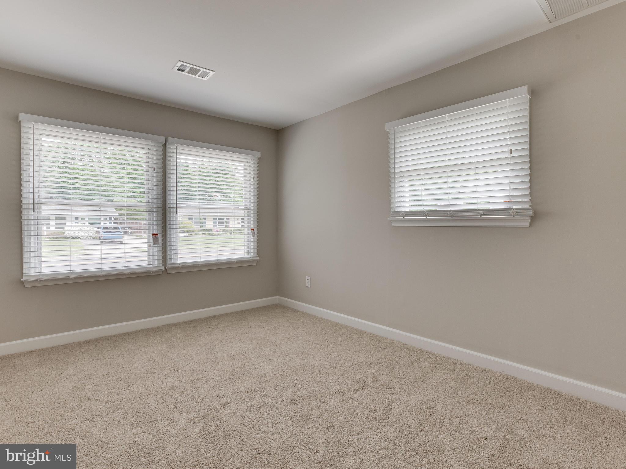 STERLING - Residential Lease