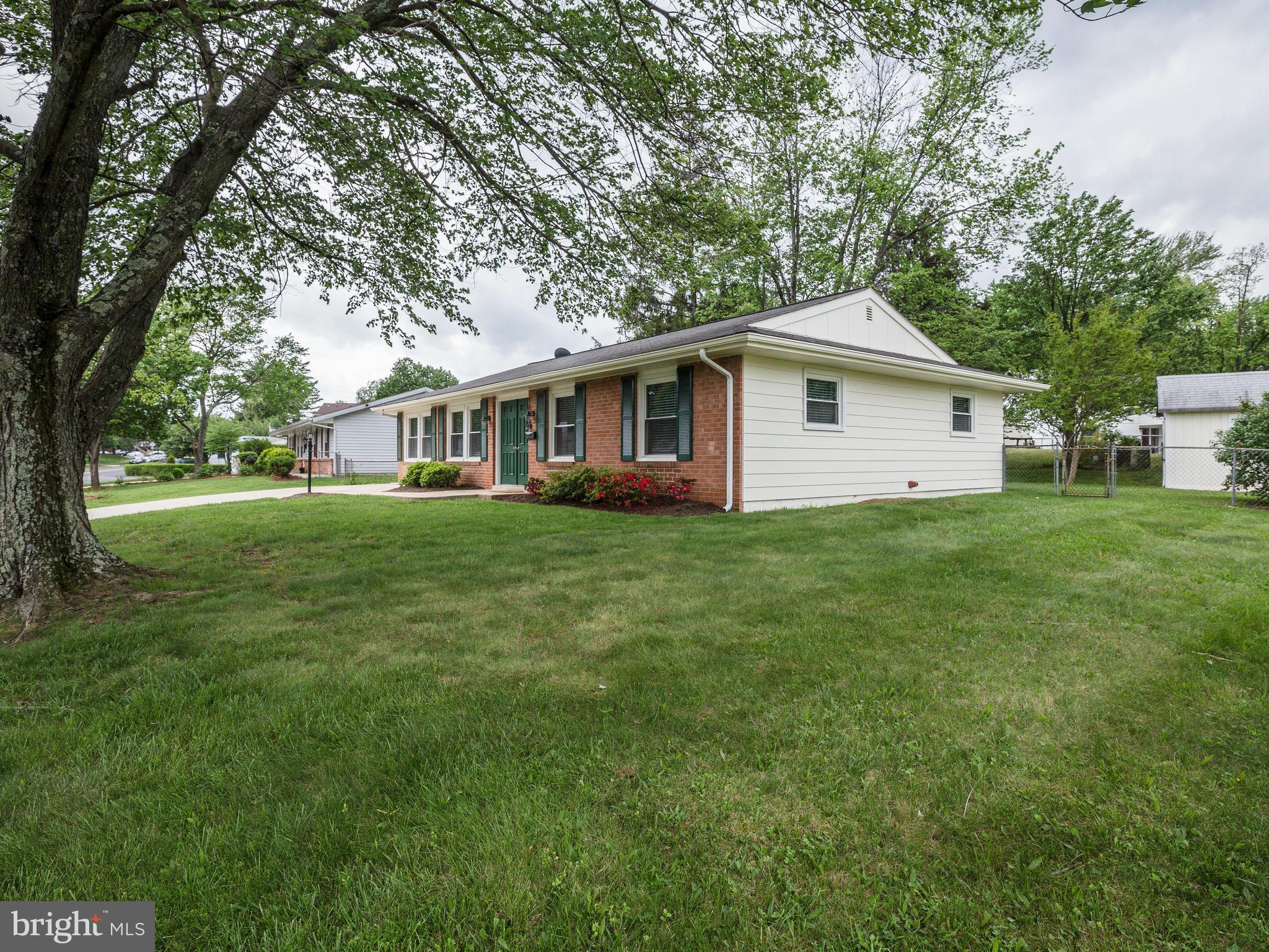 STERLING - Residential Lease