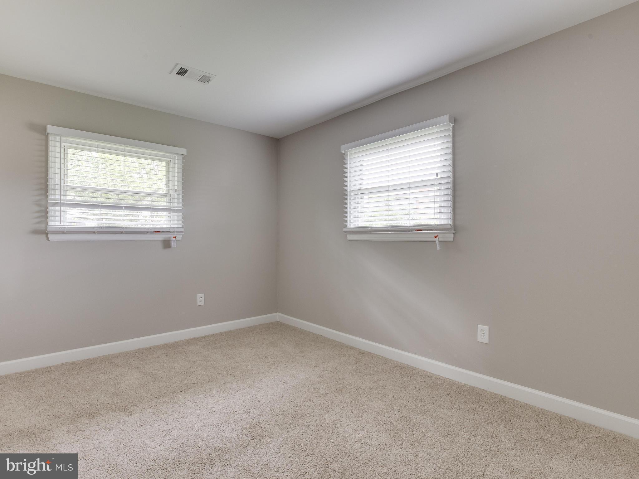 STERLING - Residential Lease