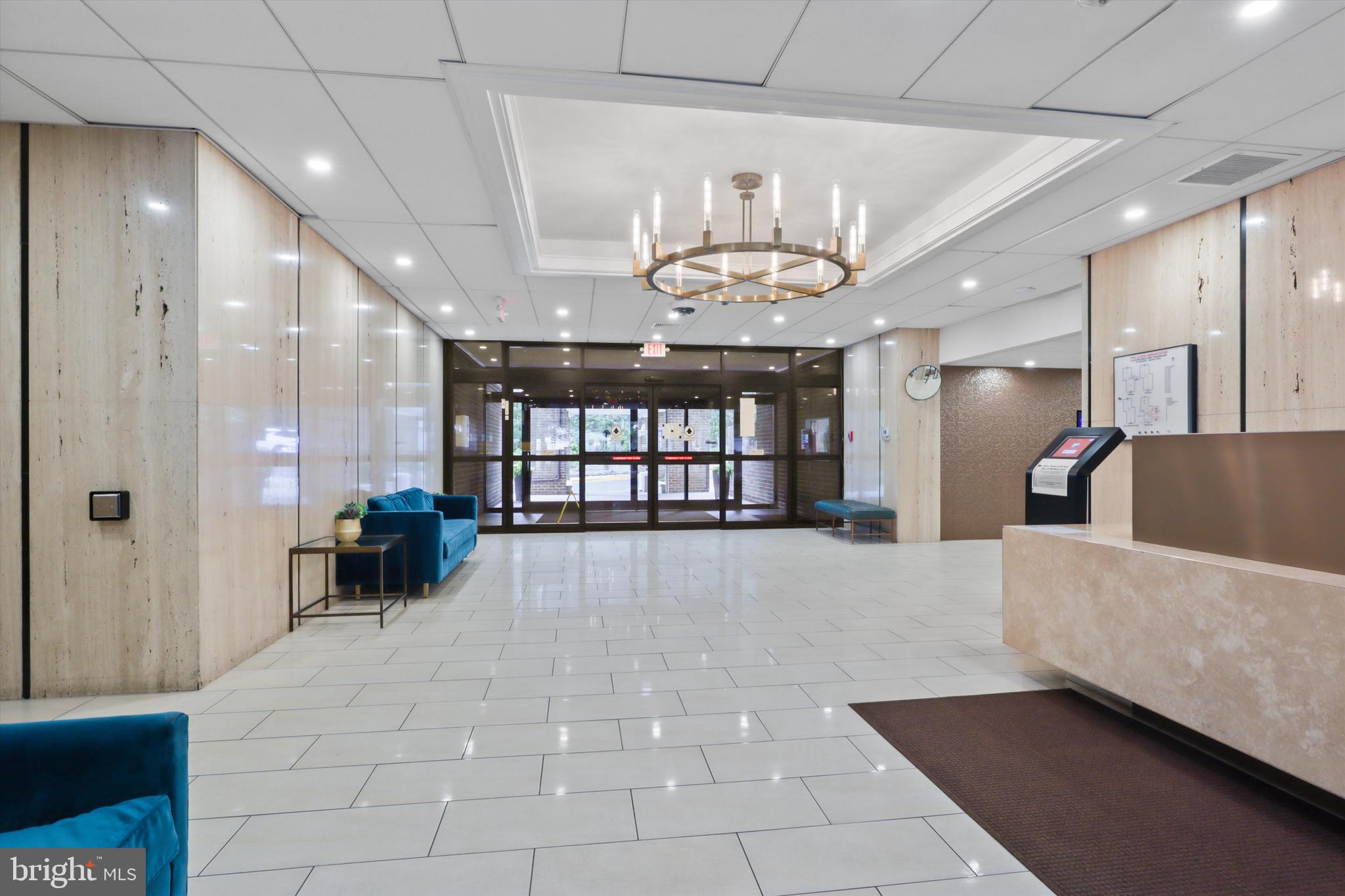 6101 EDSALL ROAD 611