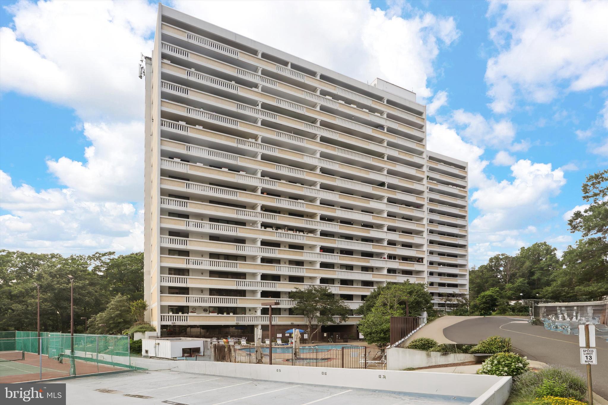 6101 EDSALL ROAD 611