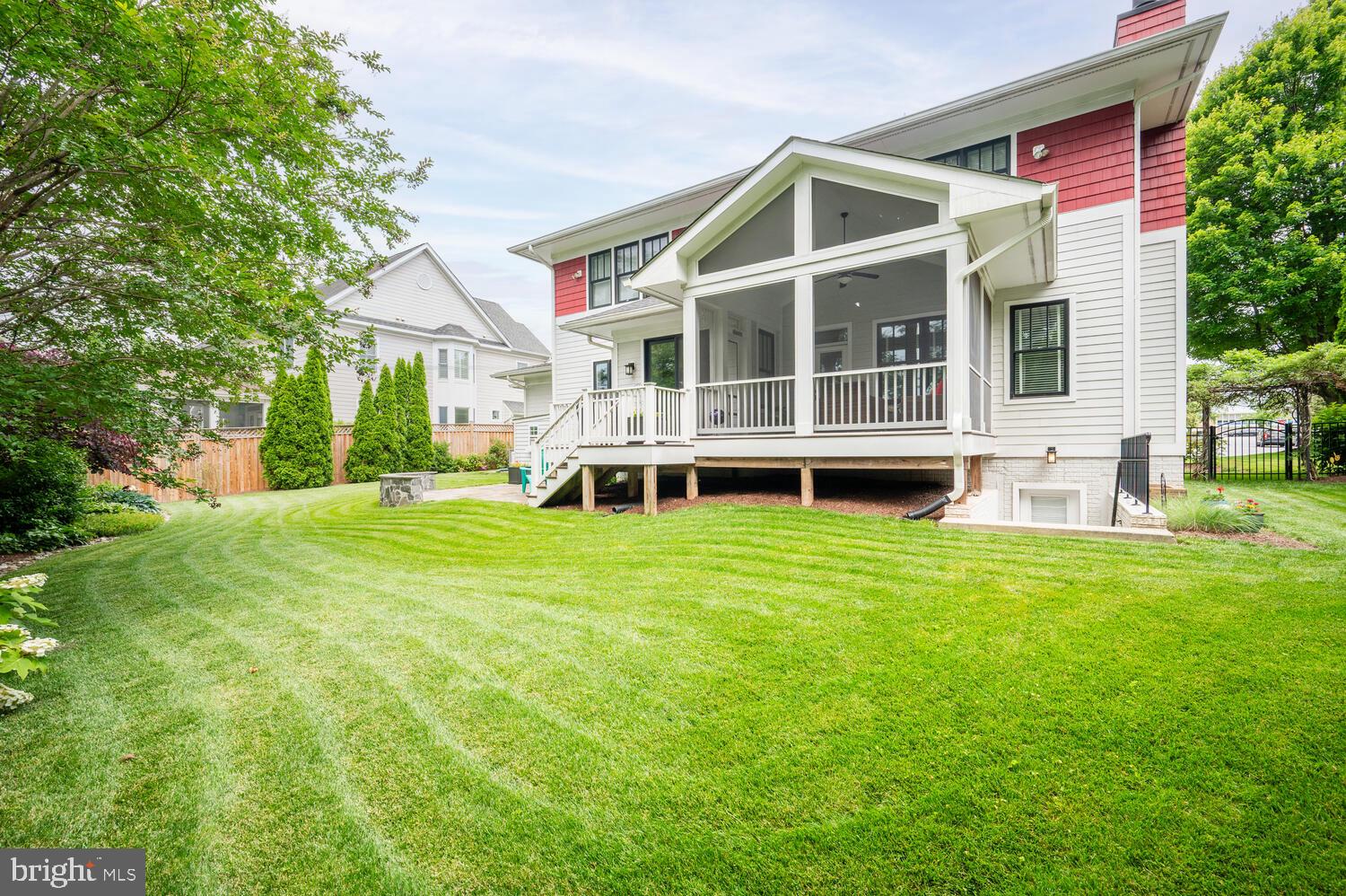 BERKSHIRE OAKWOOD - Residential