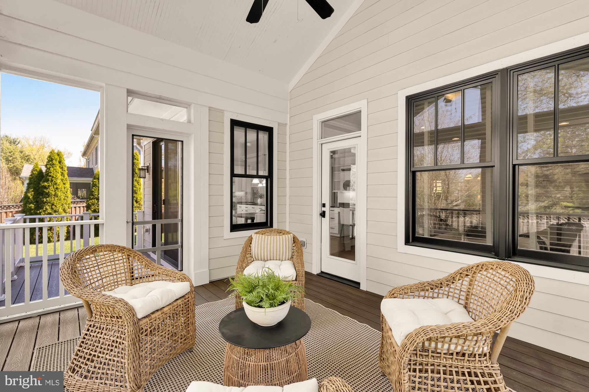 BERKSHIRE OAKWOOD - Residential